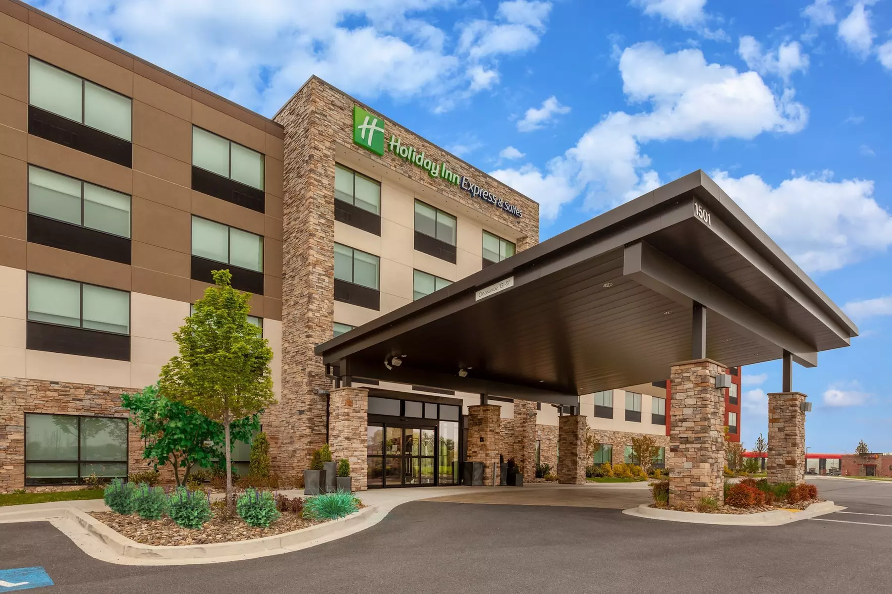 Holiday Inn Express & Suites Brunswick - Harpers Ferry Area by IHG - Primary Image
