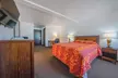 Unicorn Inn by OYO Portland - Second Medium