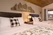 Woodland Inns - Second Medium