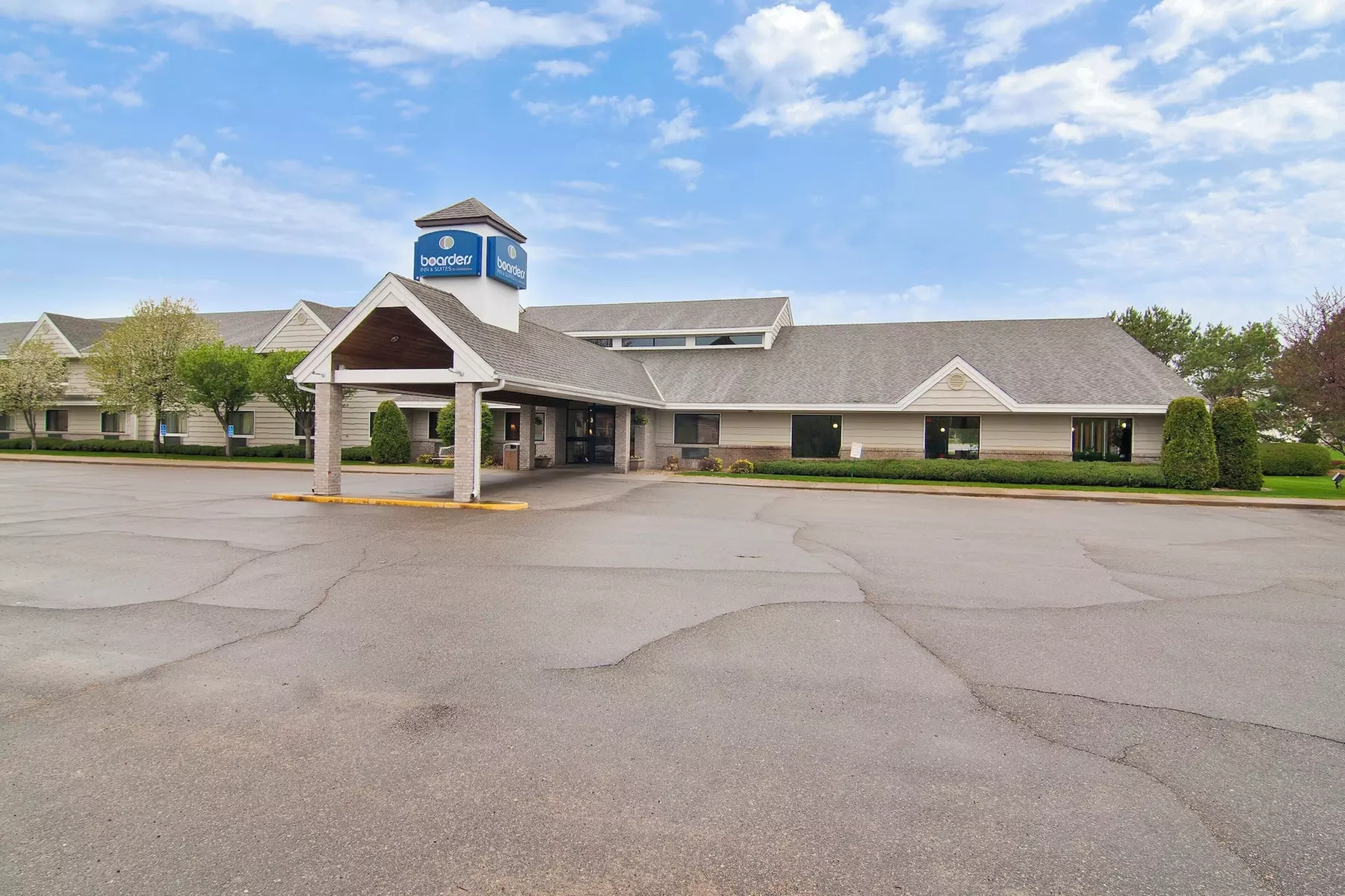 Boarders Inn & Suites by Cobblestone Hotels - Faribault - Primary Image