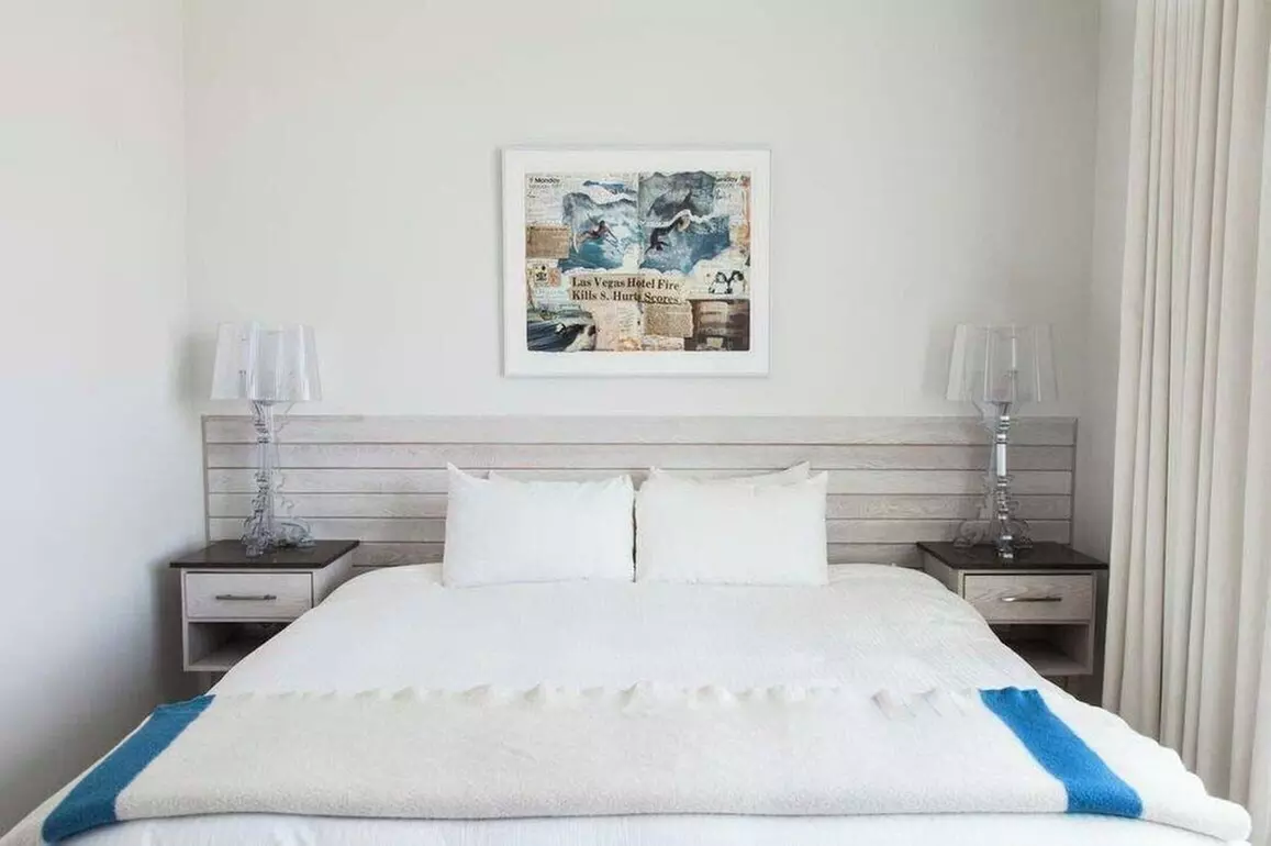 Bungalow Hotel
