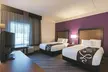 La Quinta Inn & Suites by Wyndham Atlanta Alpharetta - Second Medium