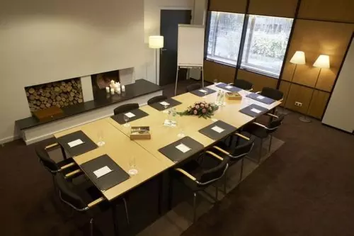 SANDTON RESORT BAD BOEKELO - Image 6