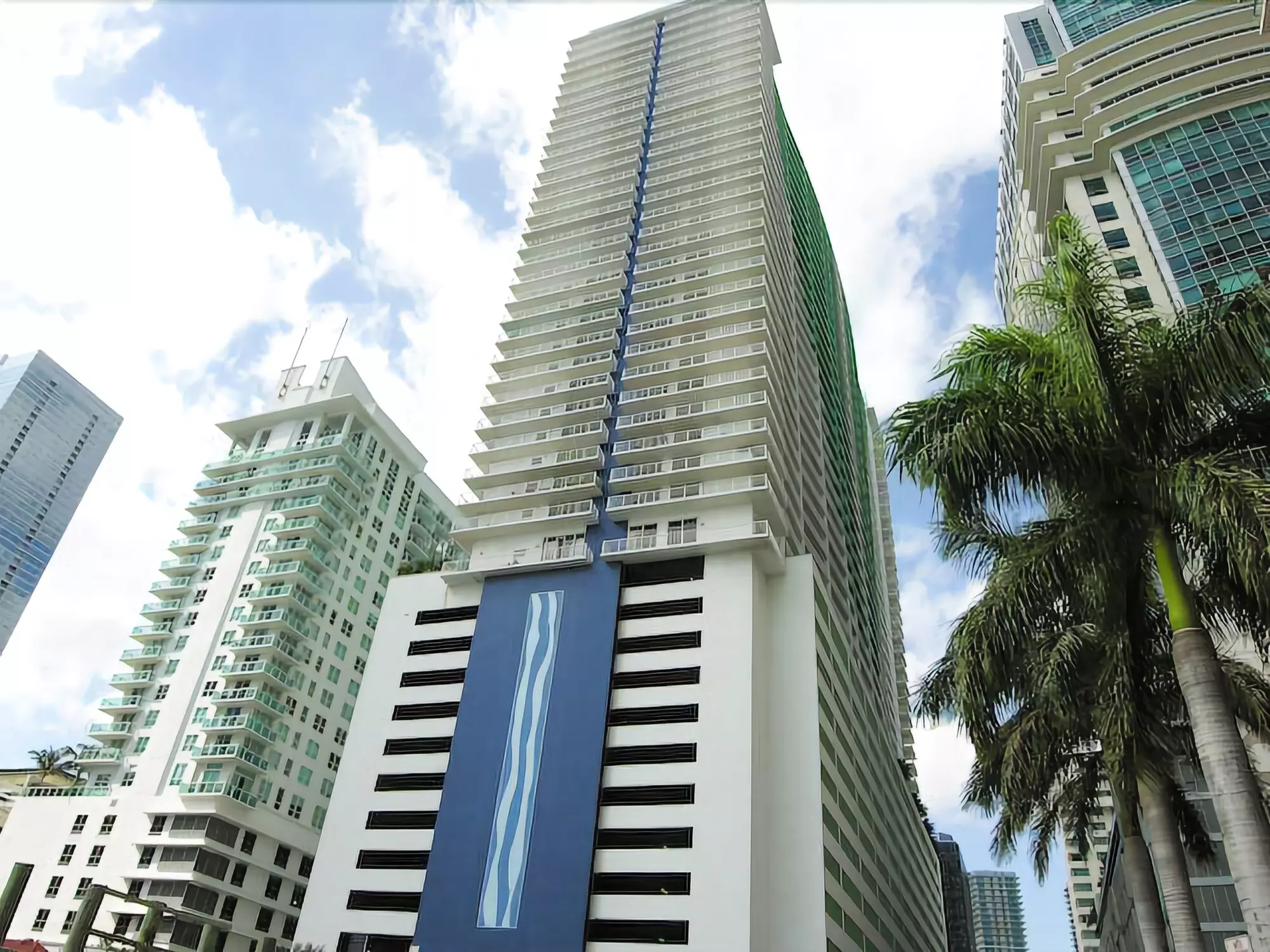 Executive Corporate Rental at The Club At Brickell Bay - Primary Image