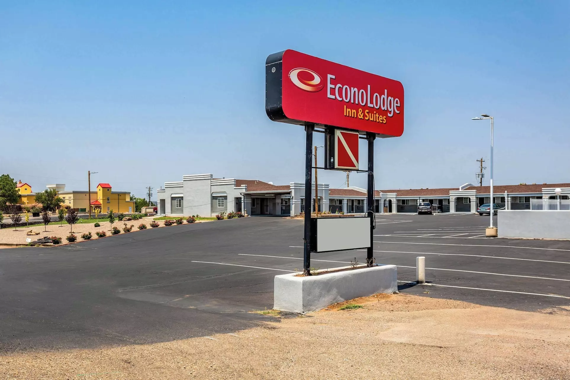 Econo Lodge - Primary Image