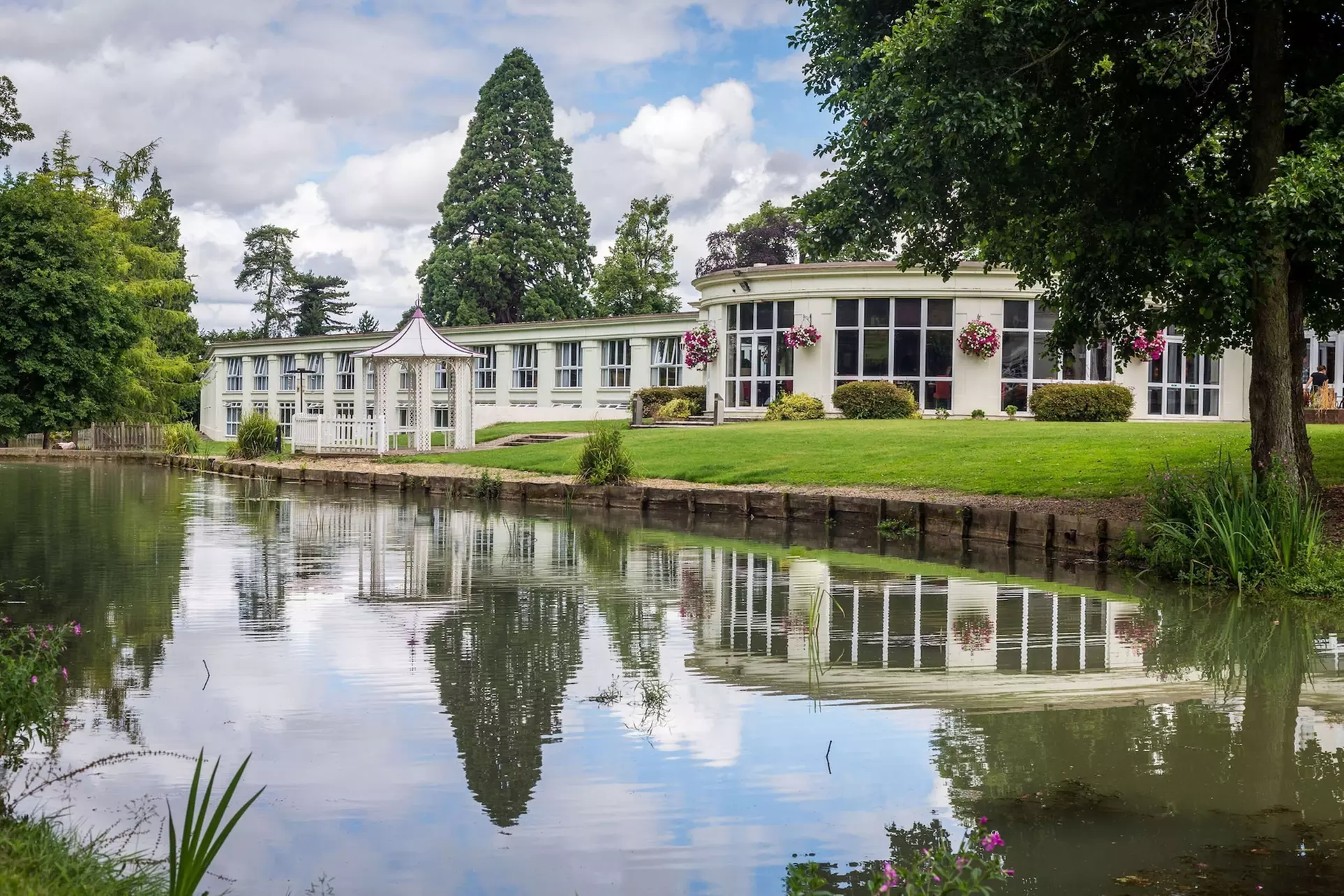 DoubleTree by Hilton Cheltenham-Cotswolds - Primary Image