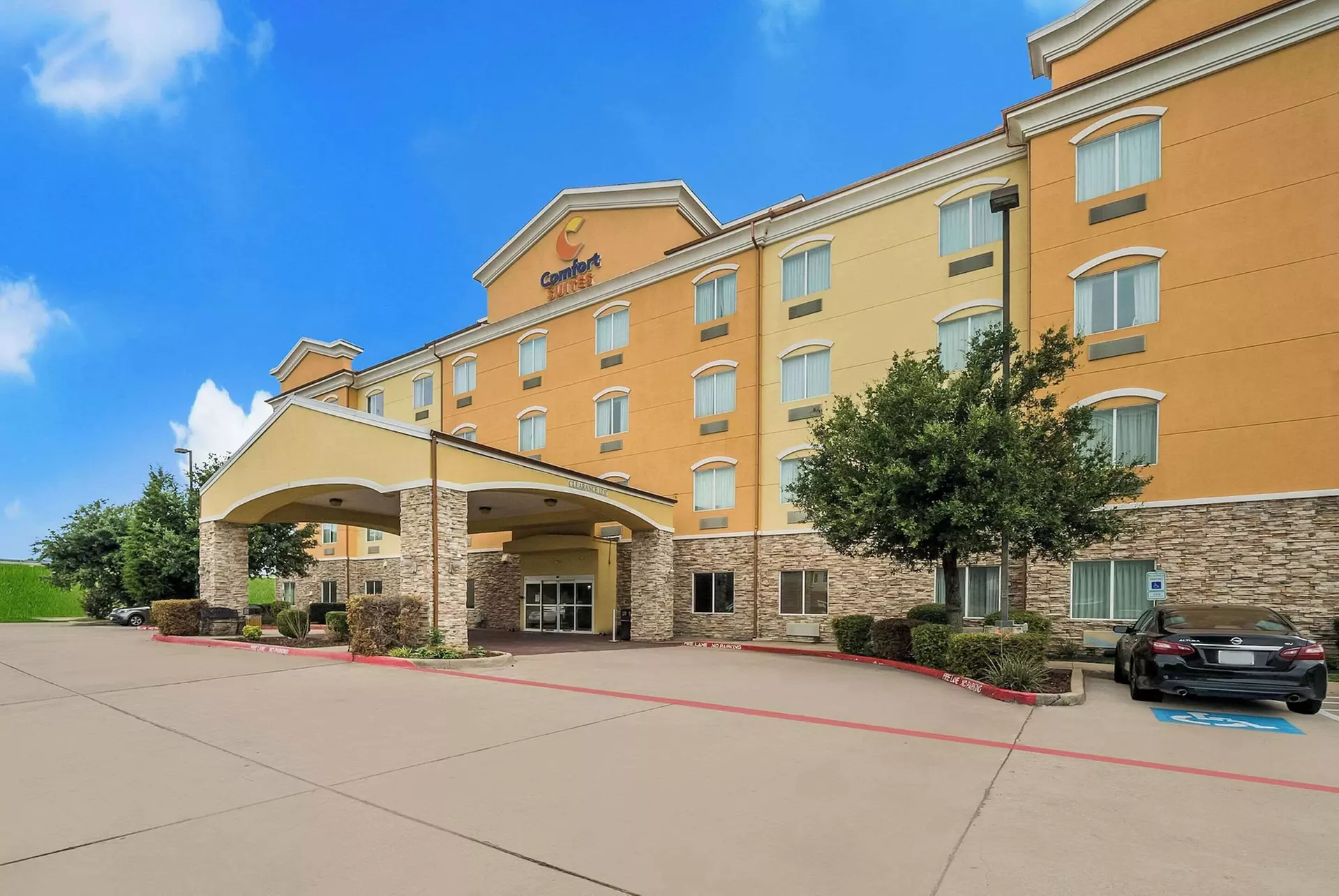 Comfort Suites Plano - Dallas North - Primary Image