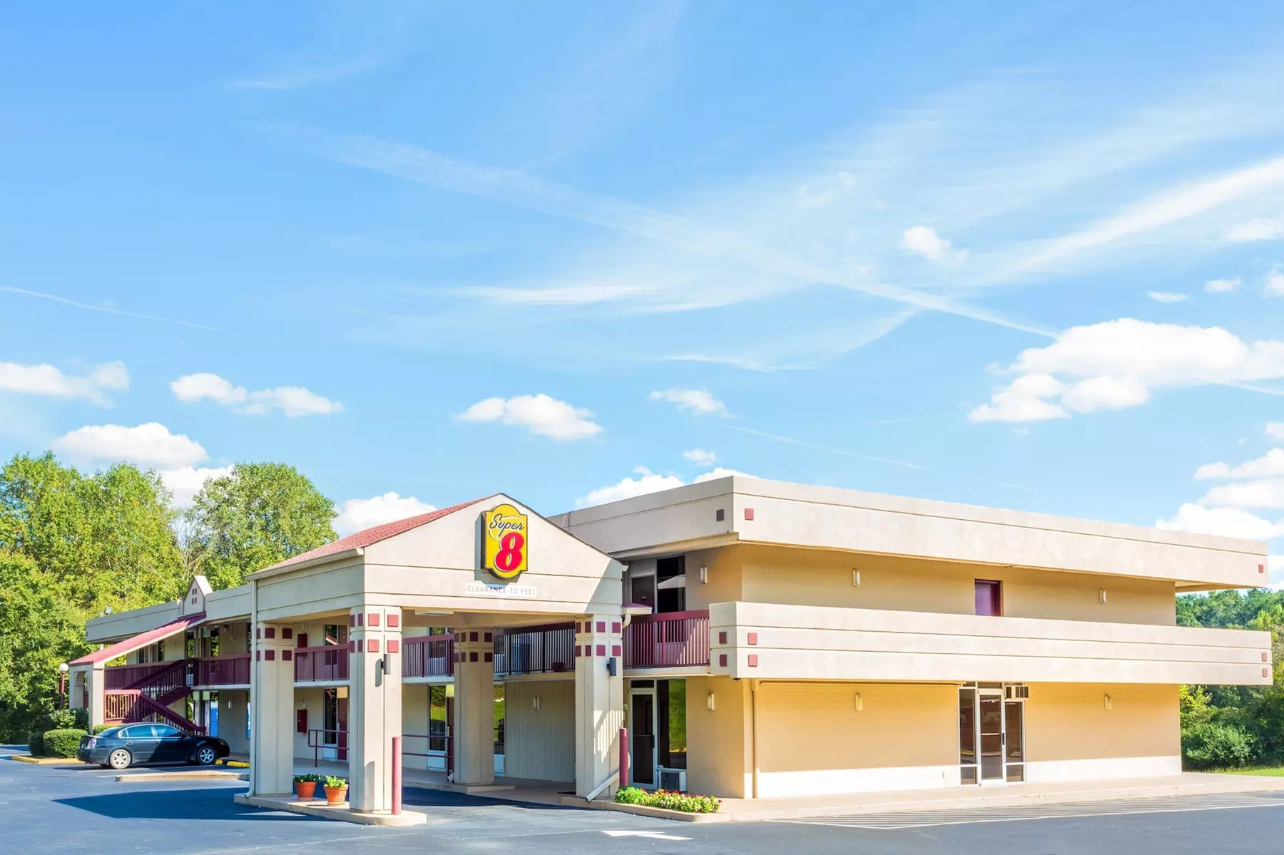 Super 8 by Wyndham Commerce - Primary Image