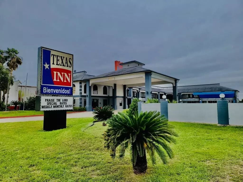 Texas Inn & Suites Raymondville - Primary Image