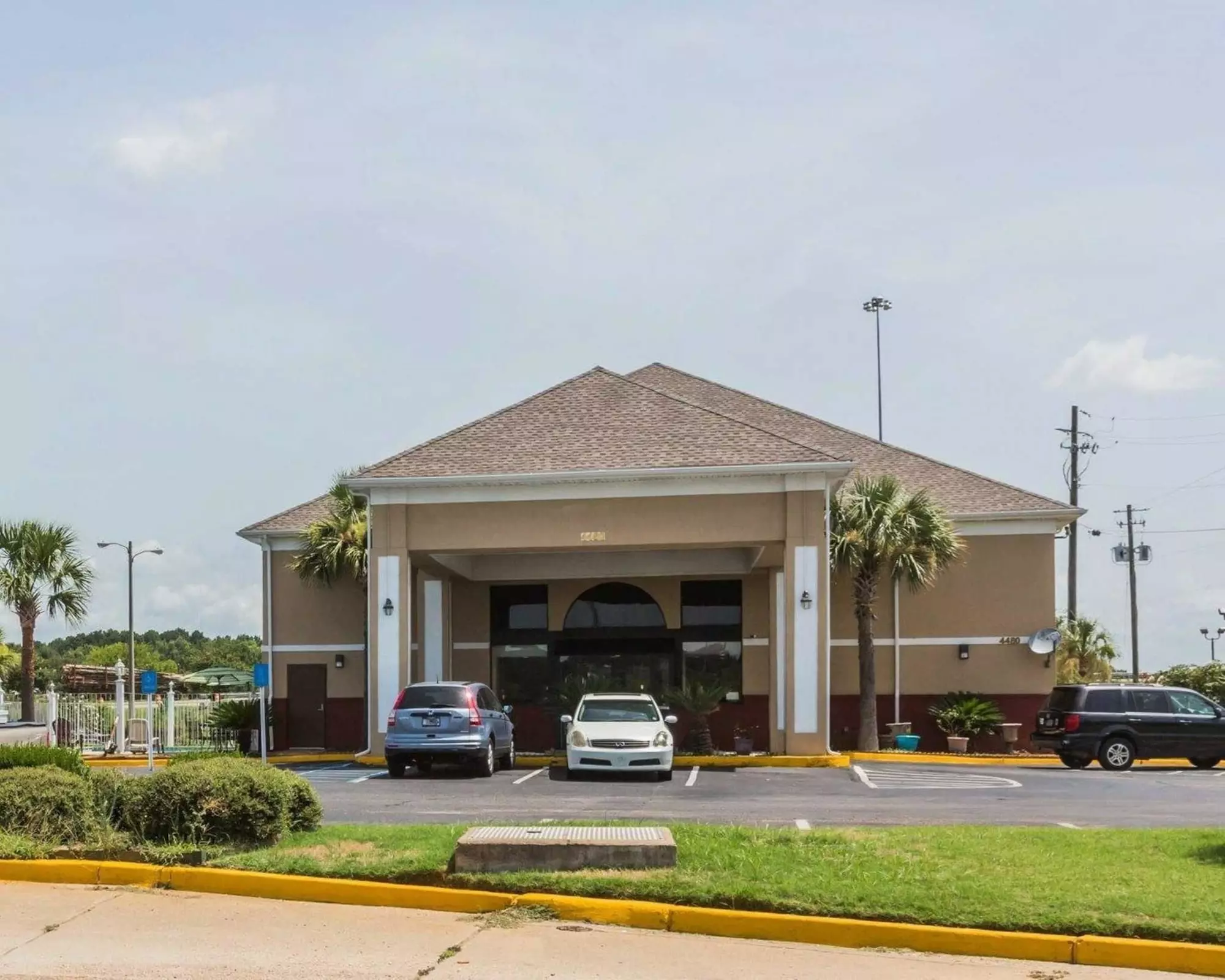 Quality Inn & Suites North Montgomery - Primary Image