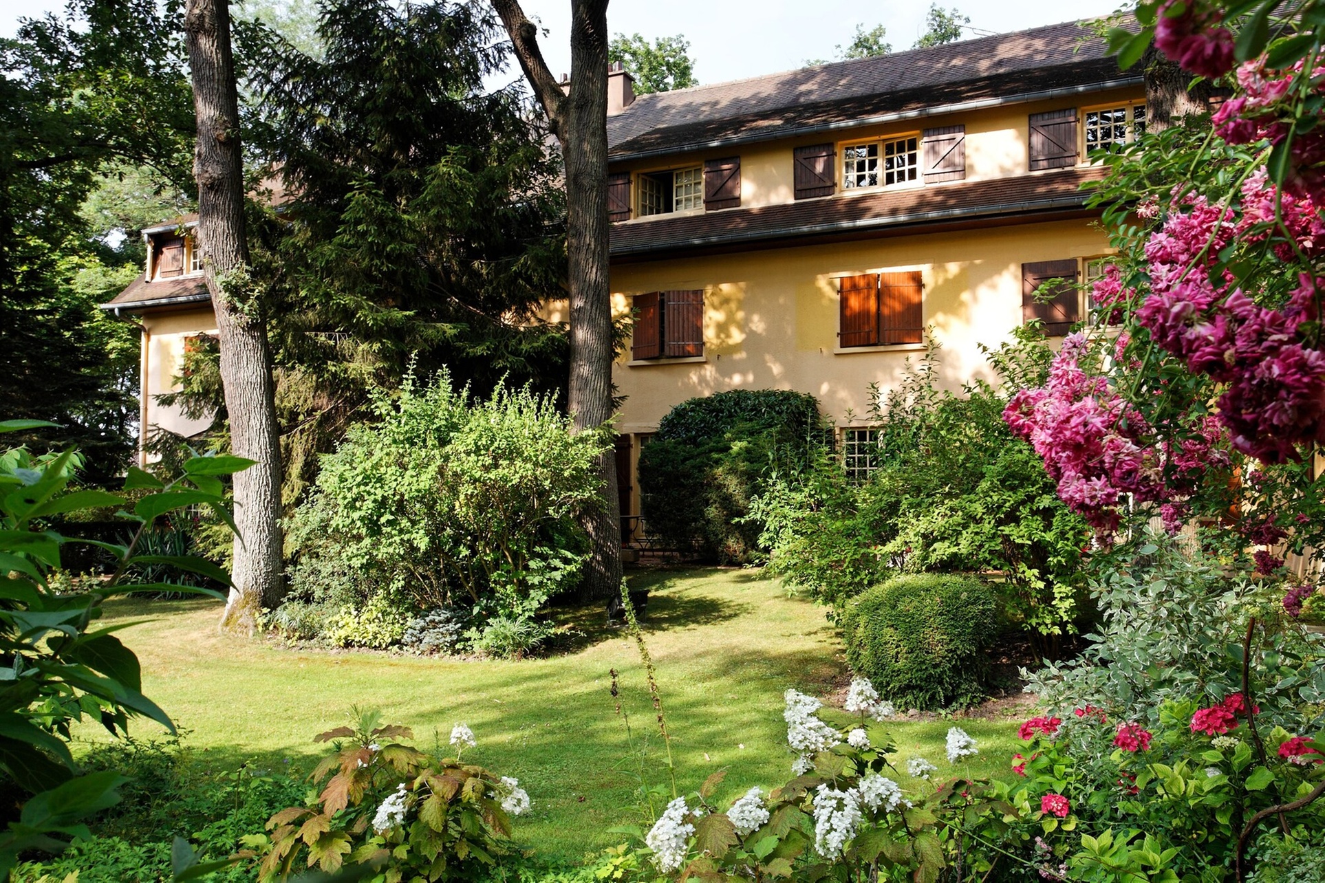 CAZAUDEHORE Hôtel Restaurant Gastronomique Terrasse et Jardins
