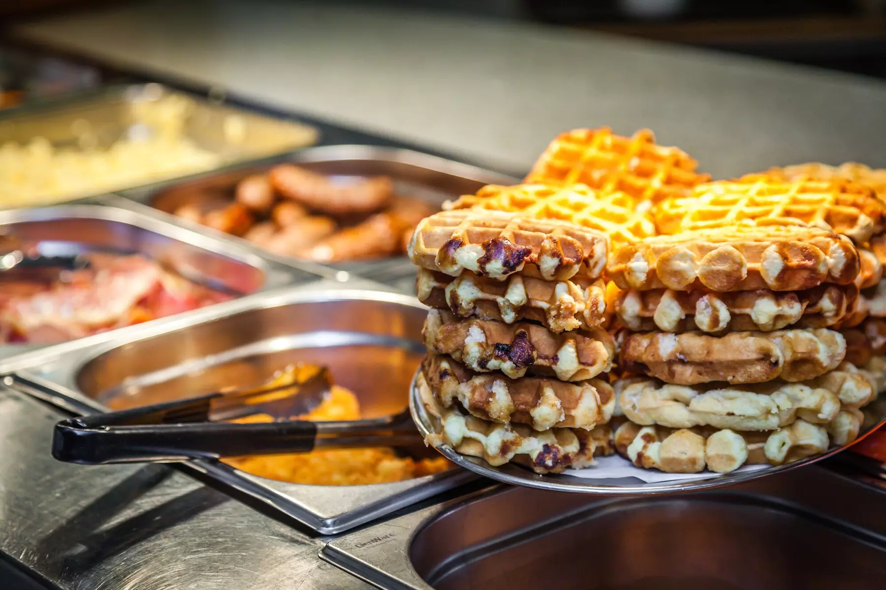 Econo Lodge Savannah Gateway I-95 - Primary Image