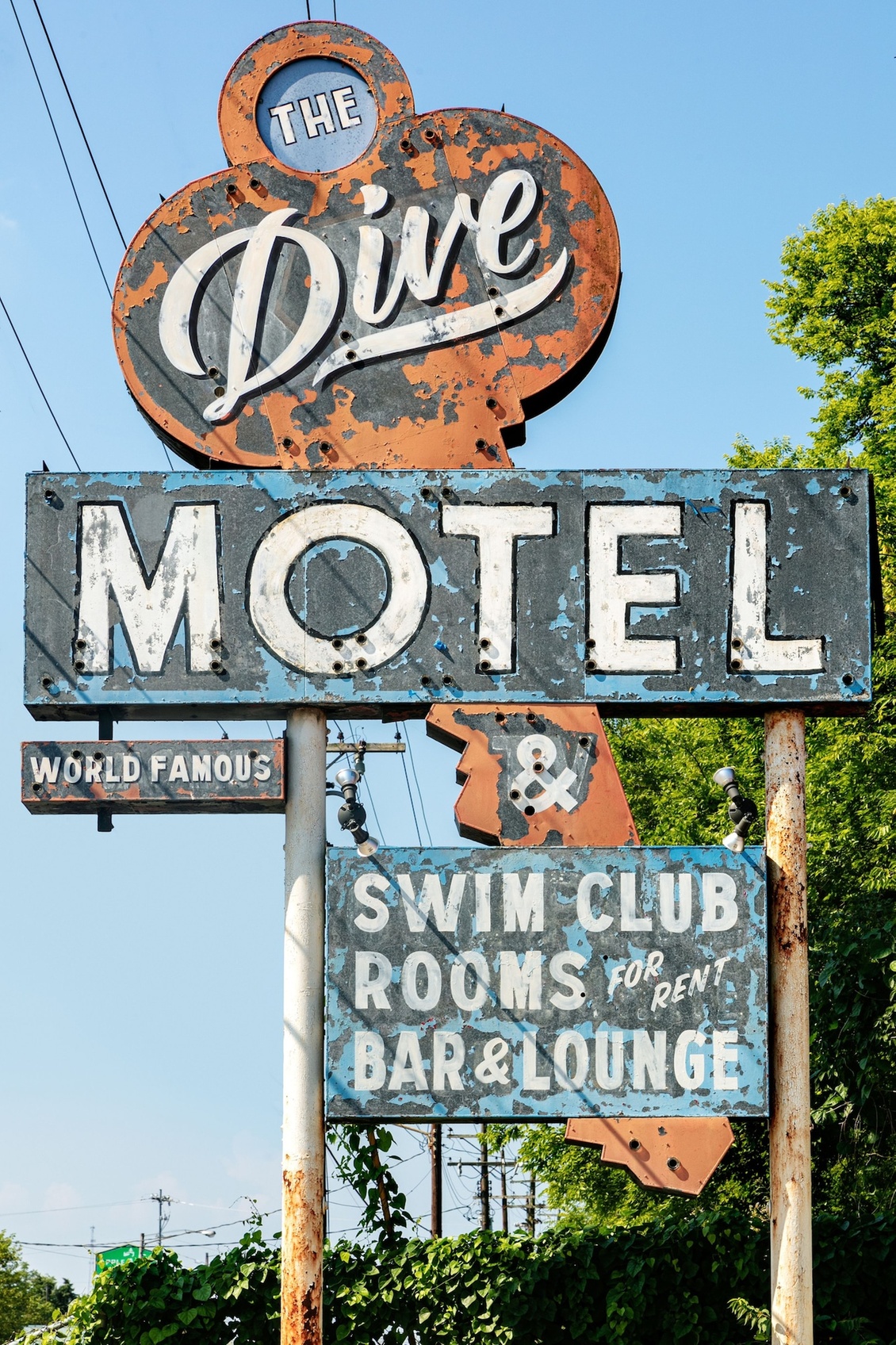 The Dive Motel & Swim Club