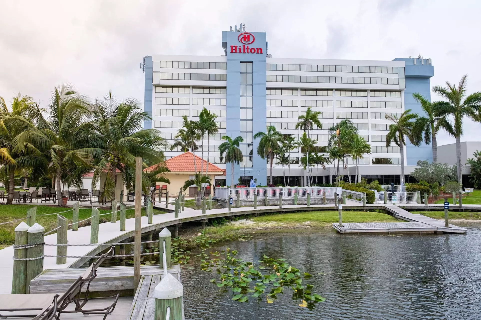 Hilton Palm Beach PBI - Primary Image