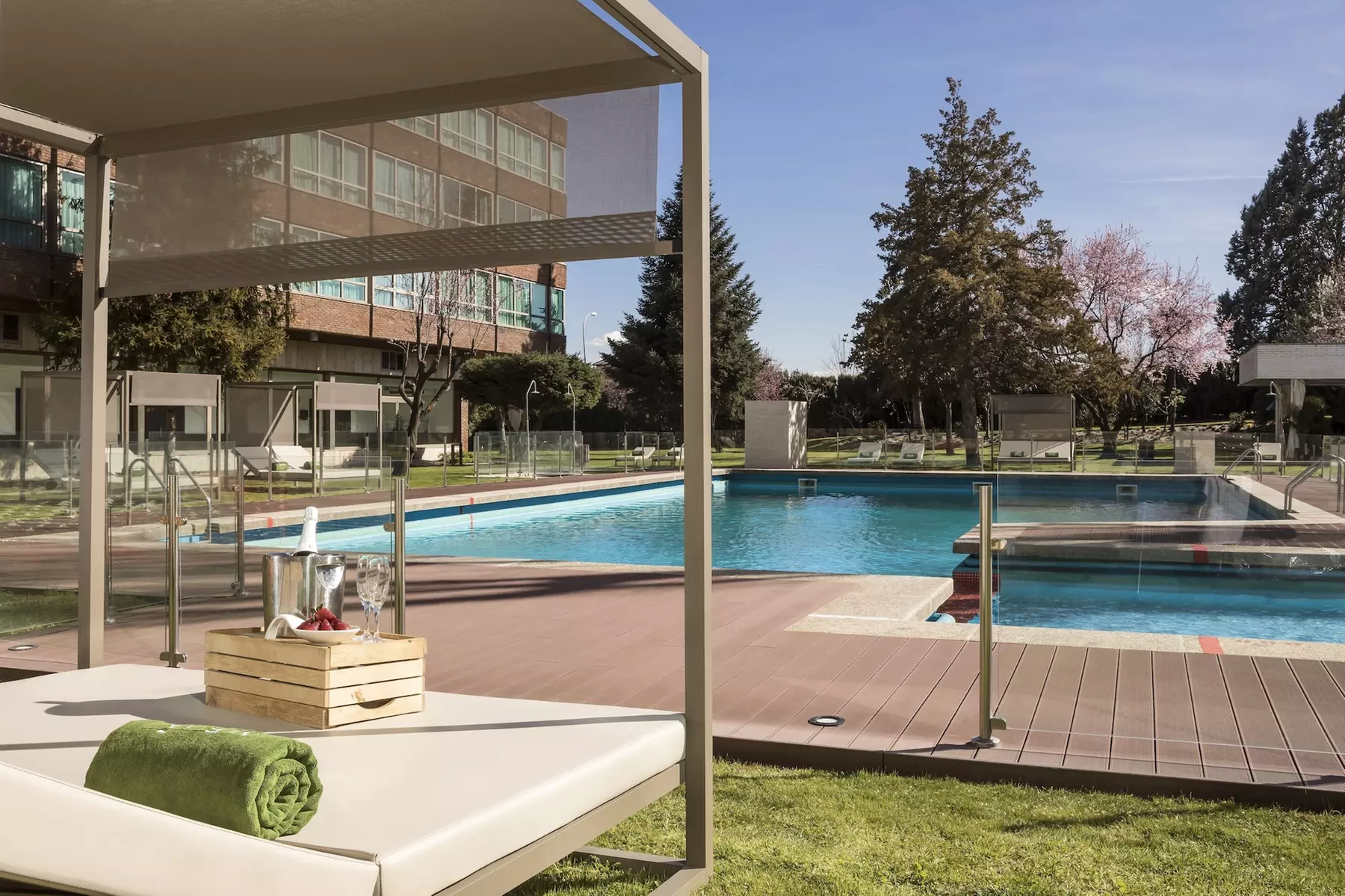 Melia Barajas - Primary Image