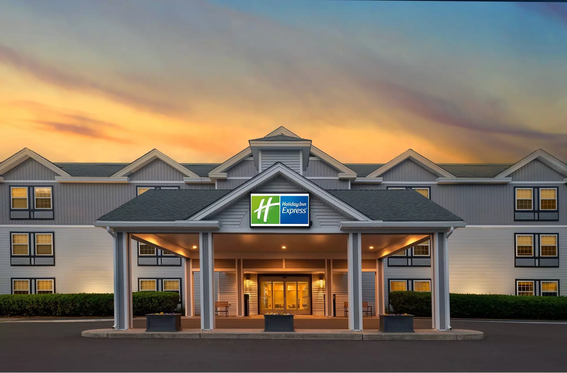 Holiday Inn Express St Albans by IHG - Primary Image