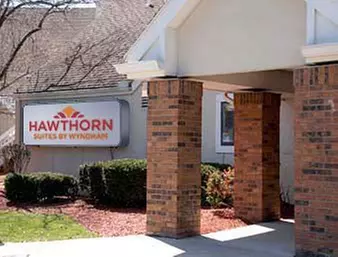 Hawthorn Suites by Wyndham Holland/Toledo Area - Primary Image