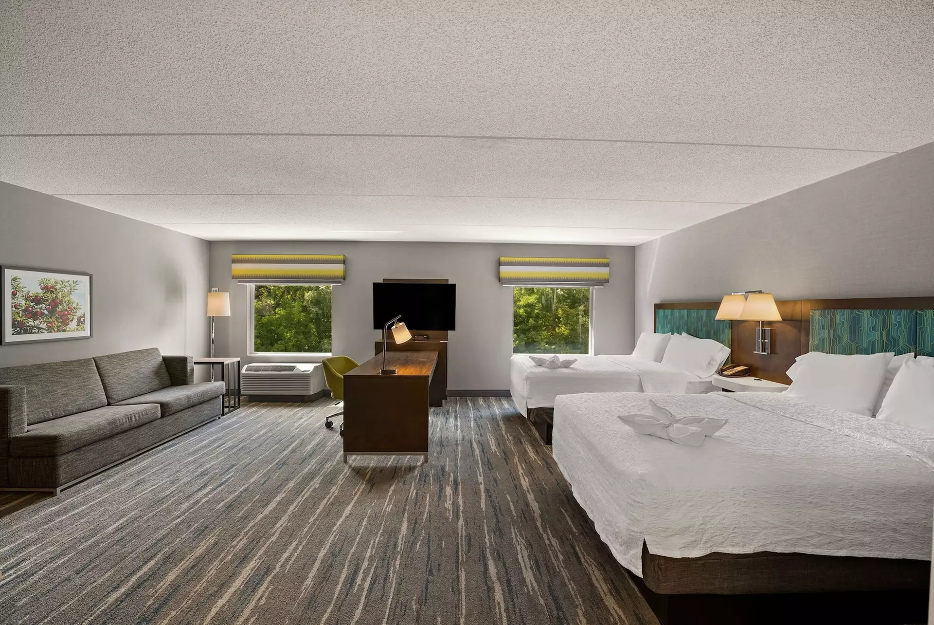 Hampton Inn & Suites Poughkeepsie - Primary Image