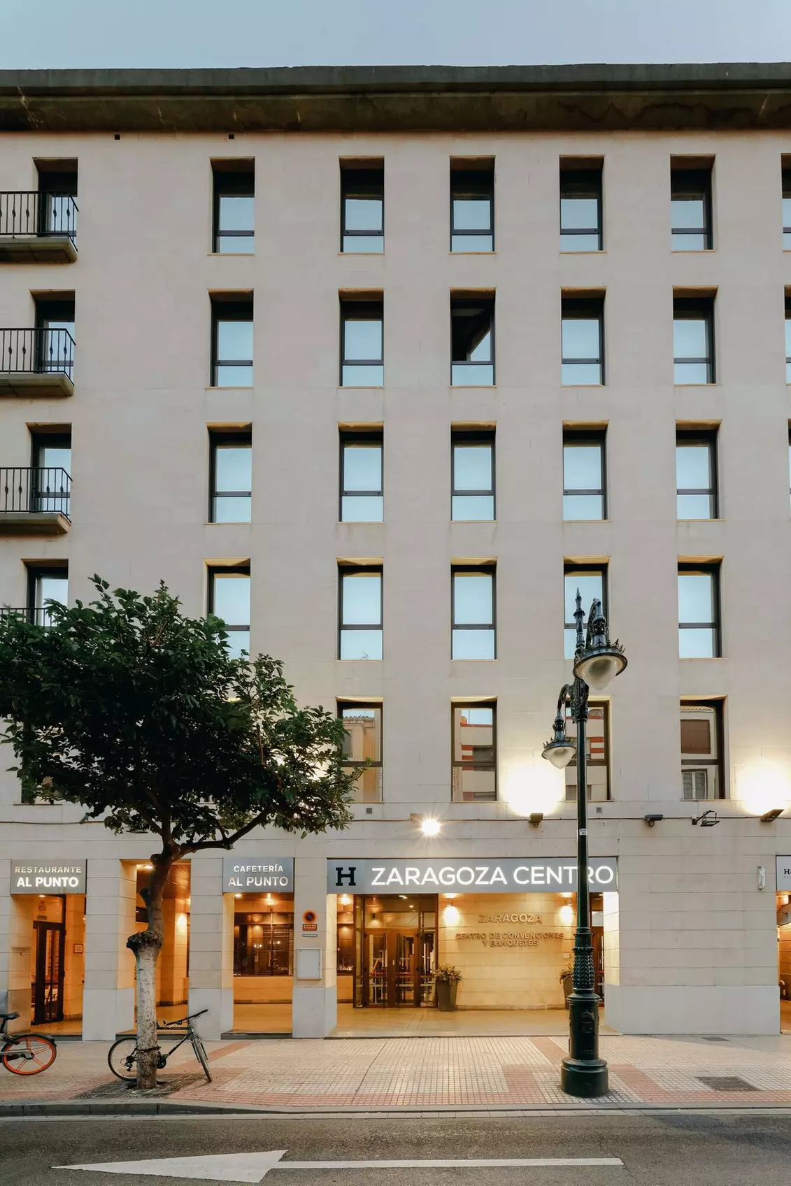 Hesperia Zaragoza Centro - Primary Image