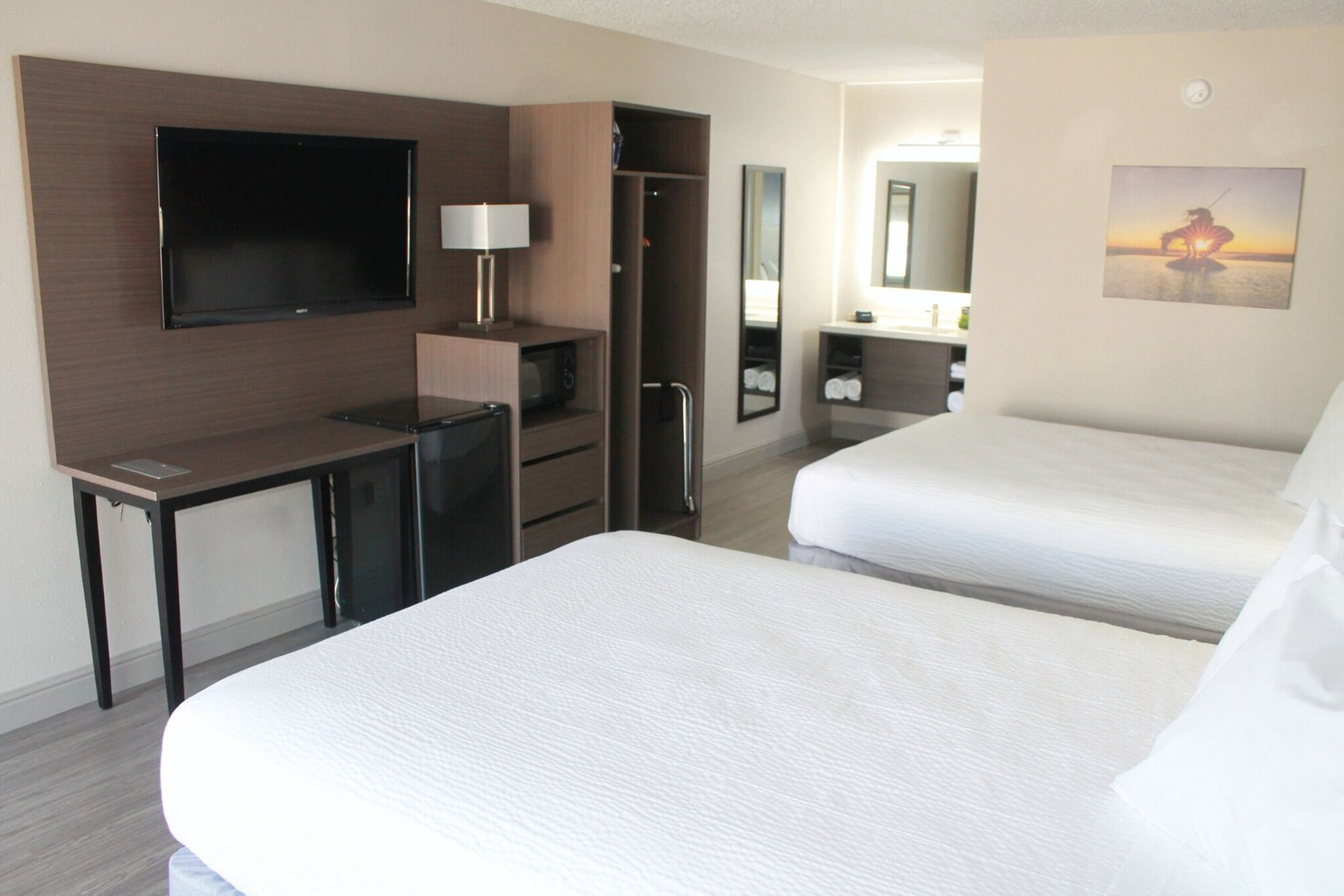 Angel Inn Near IMAX, a Travelodge by Wyndham