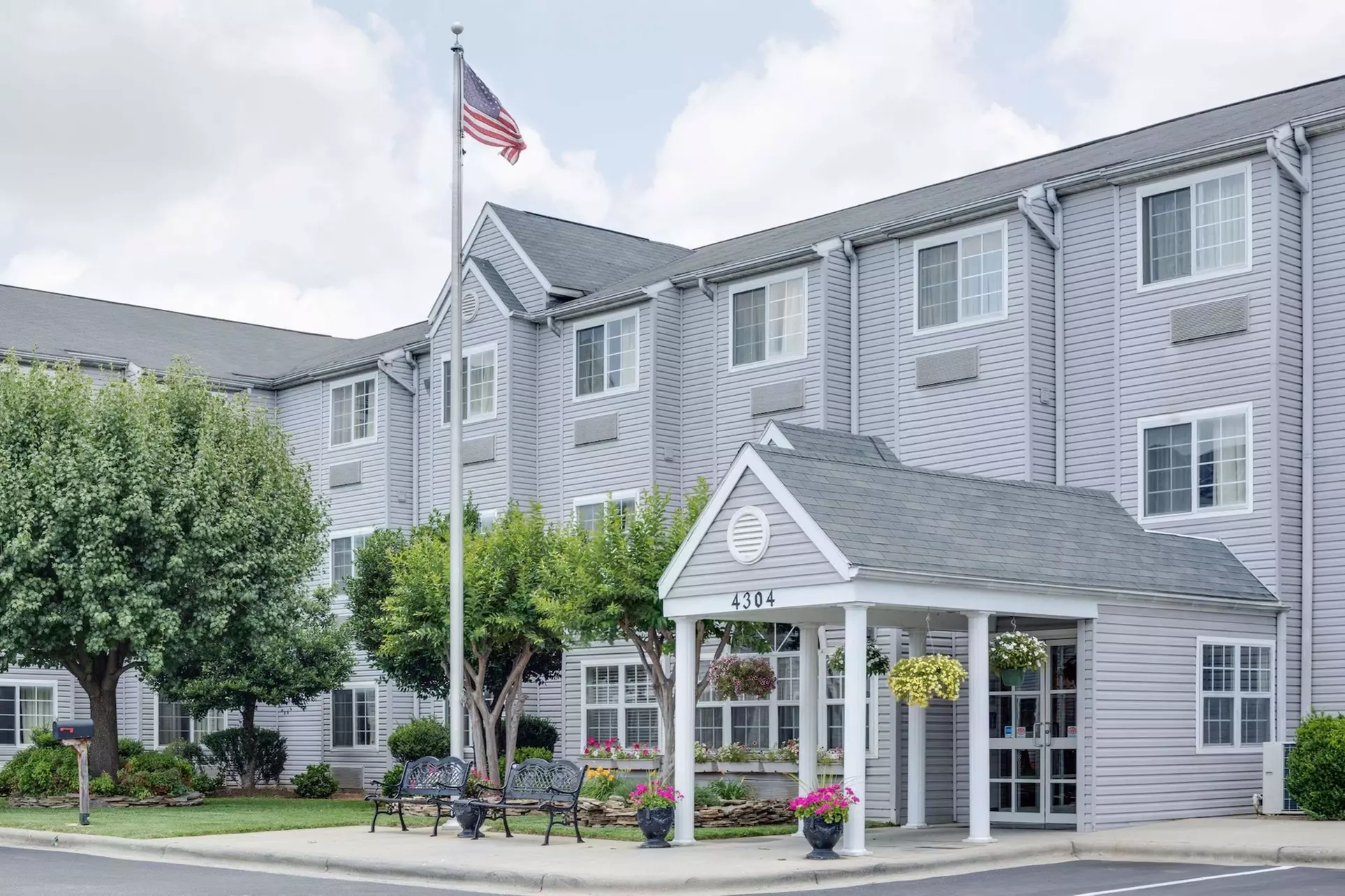 Microtel Inn by Wyndham Greensboro - Primary Image