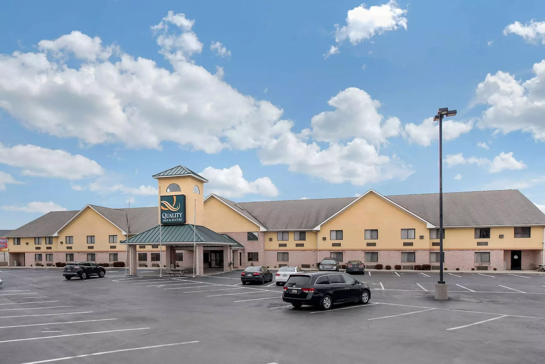 Quality Inn & Suites Lebanon I-65 - Primary Image