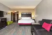 Hampton Inn & Suites York South - Second Medium