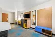 Days Inn by Wyndham Mitchell SD - Second Medium