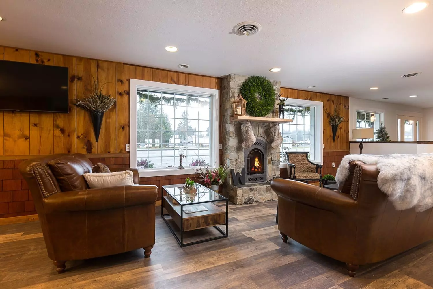 Woodland Inns - Primary Image