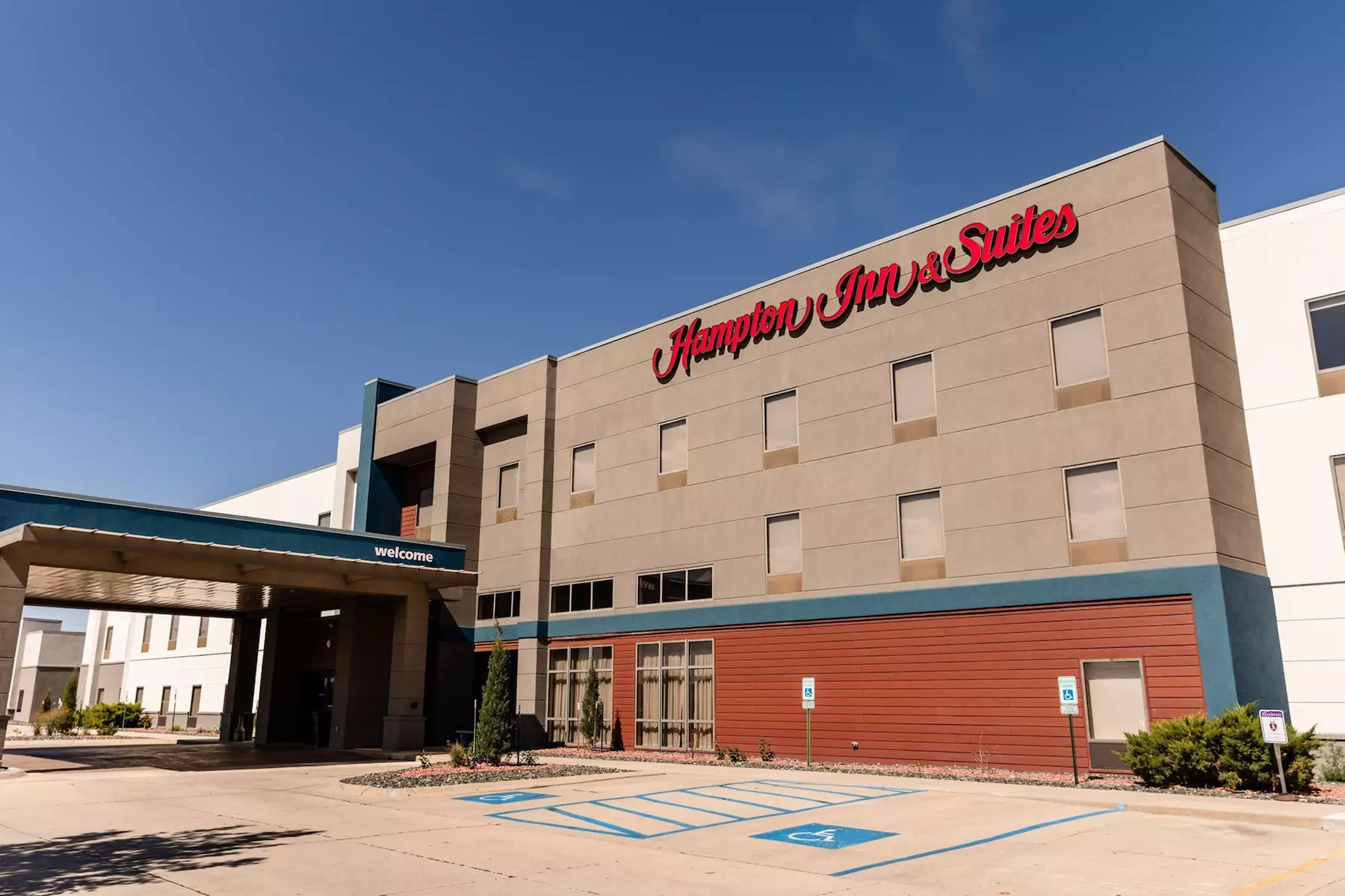 Hampton Inn & Suites Scottsbluff Conference Center - Primary Image