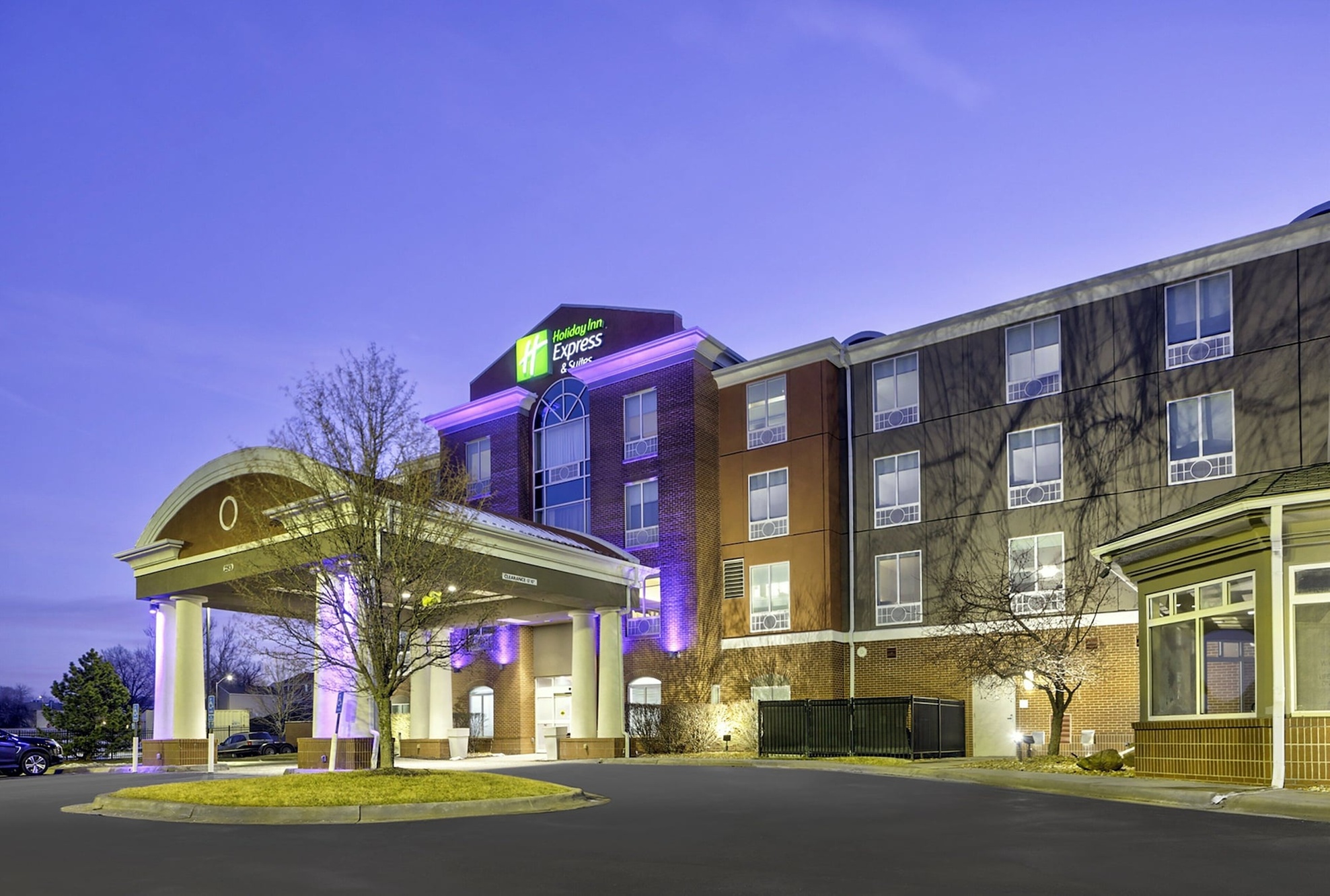 Holiday Inn Express Hotel & Suites Kansas City - Grandview by IHG