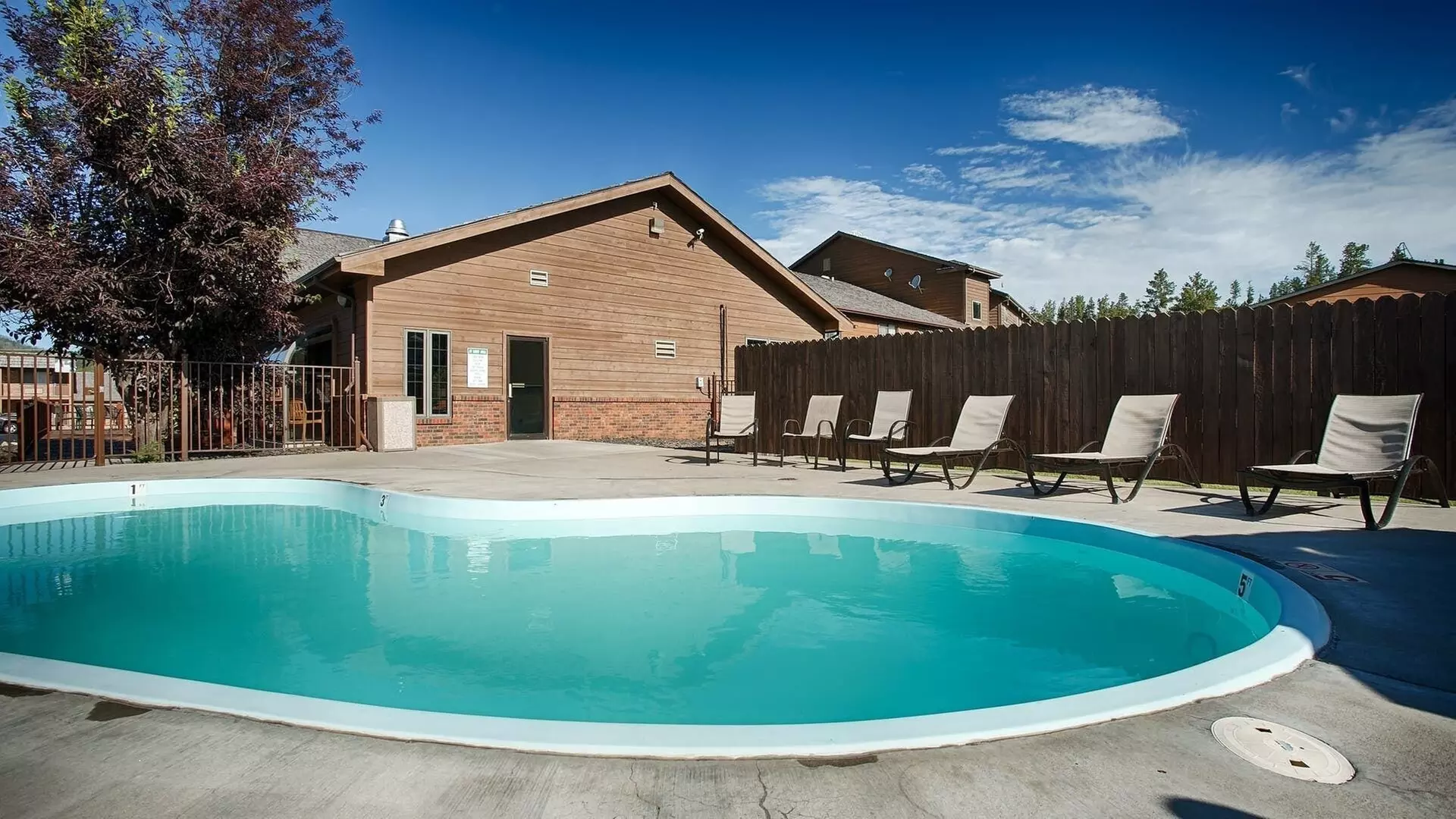 Black Hills Luxury Suites - Primary Image