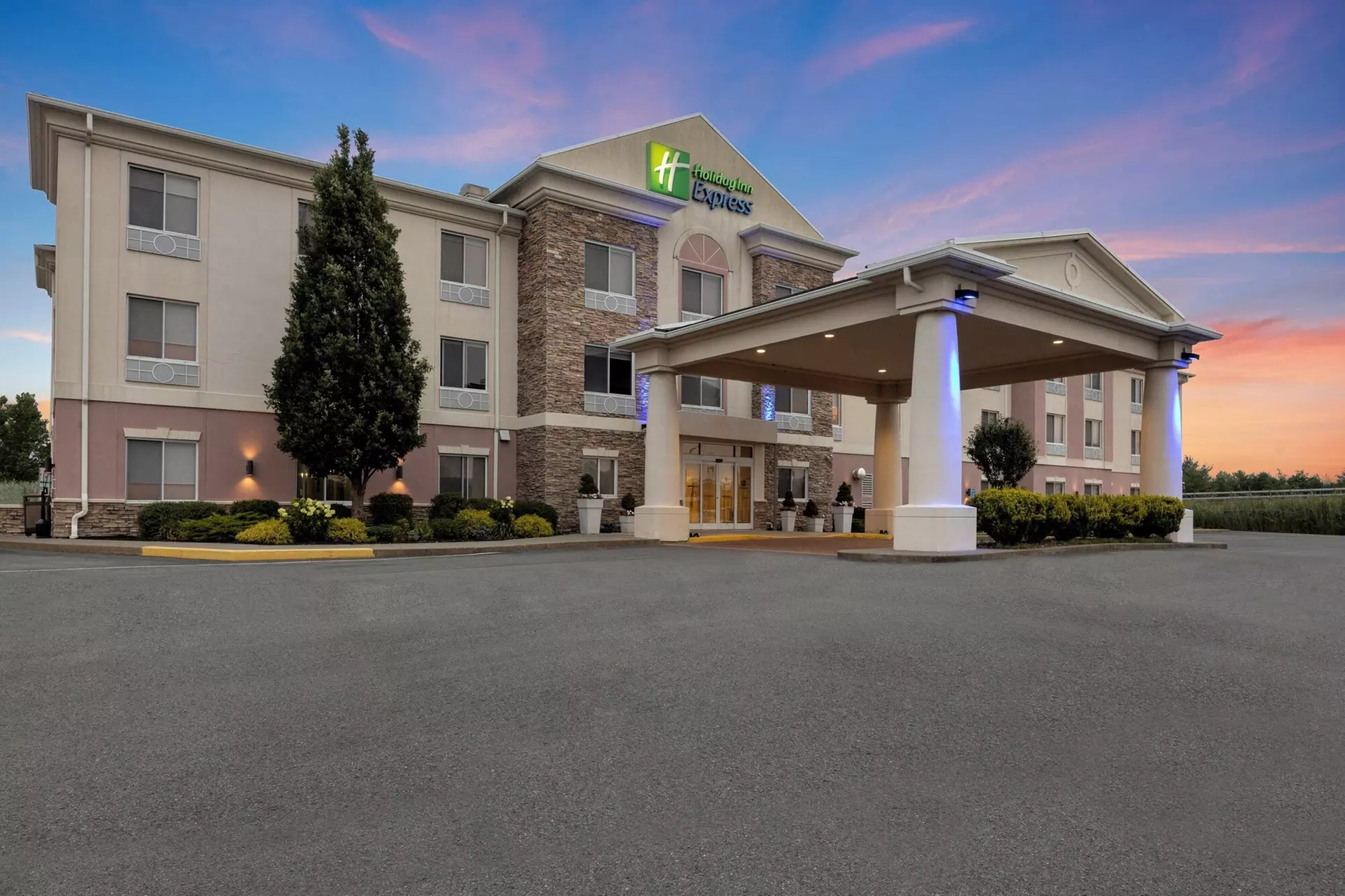 Holiday Inn Express Hotel & Suites West Coxsackie by IHG - Primary Image