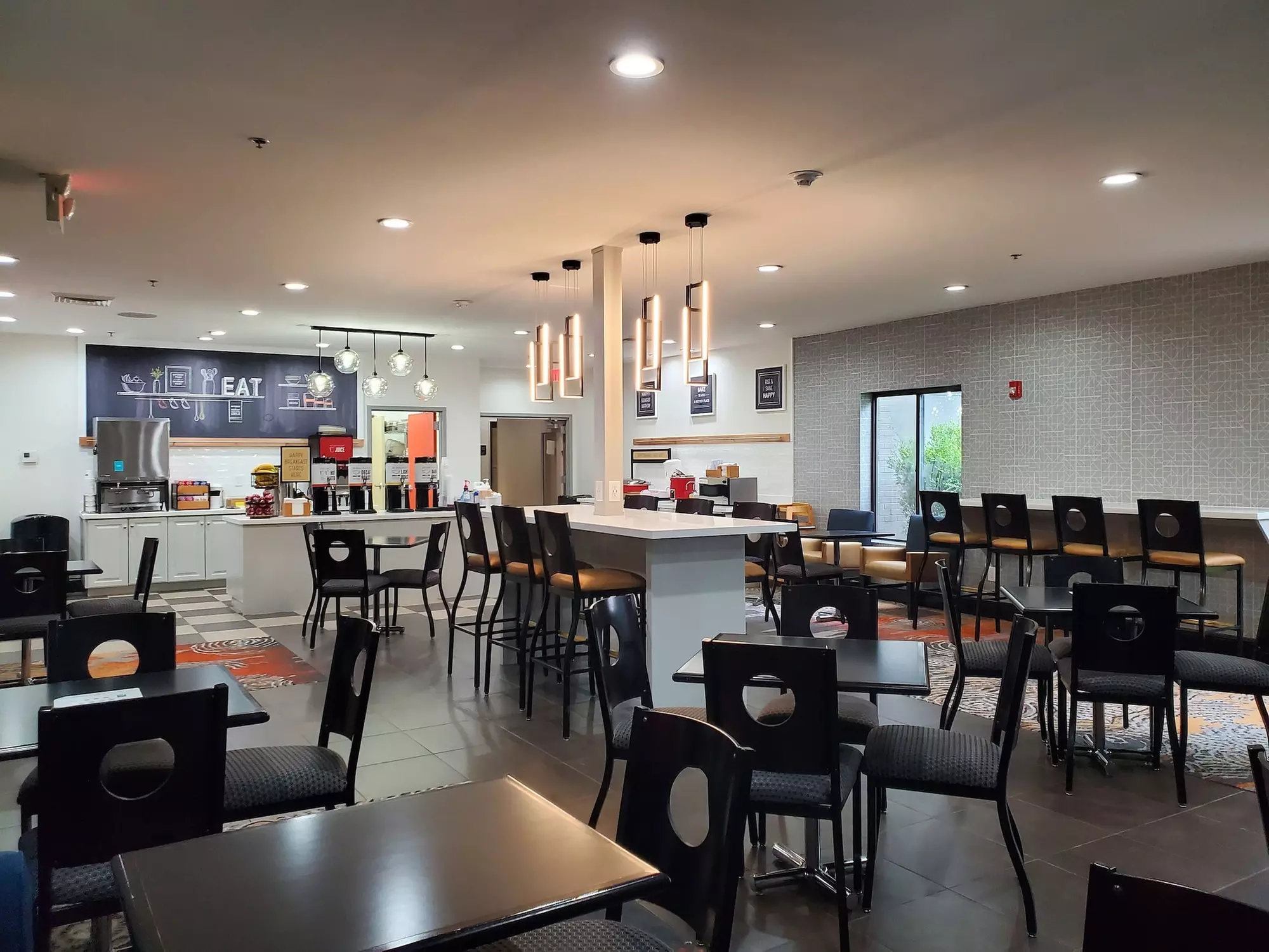 Hampton Inn Olathe - Primary Image