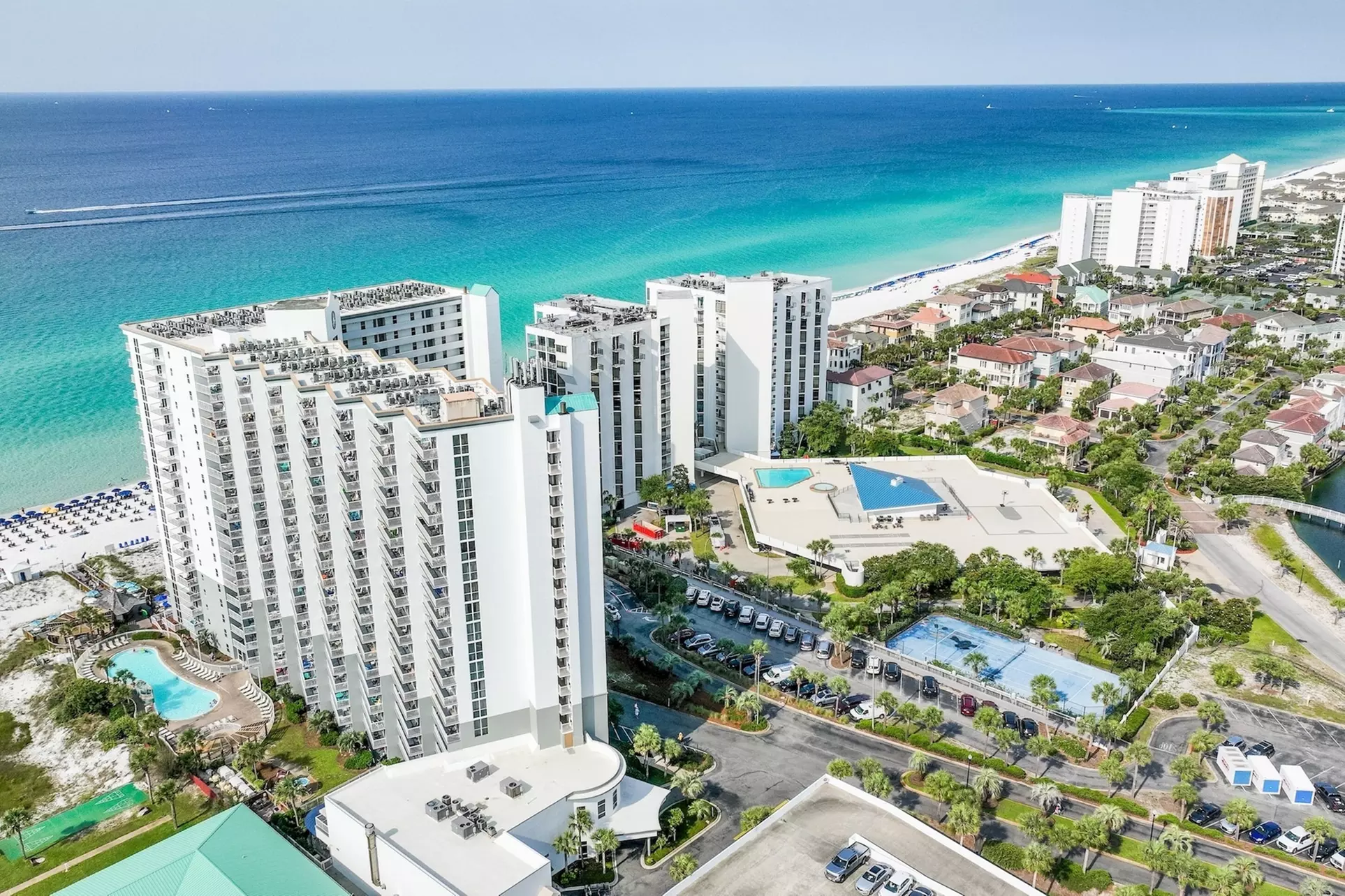 Pelican Beach Resort by Panhandle Getaways - Primary Image