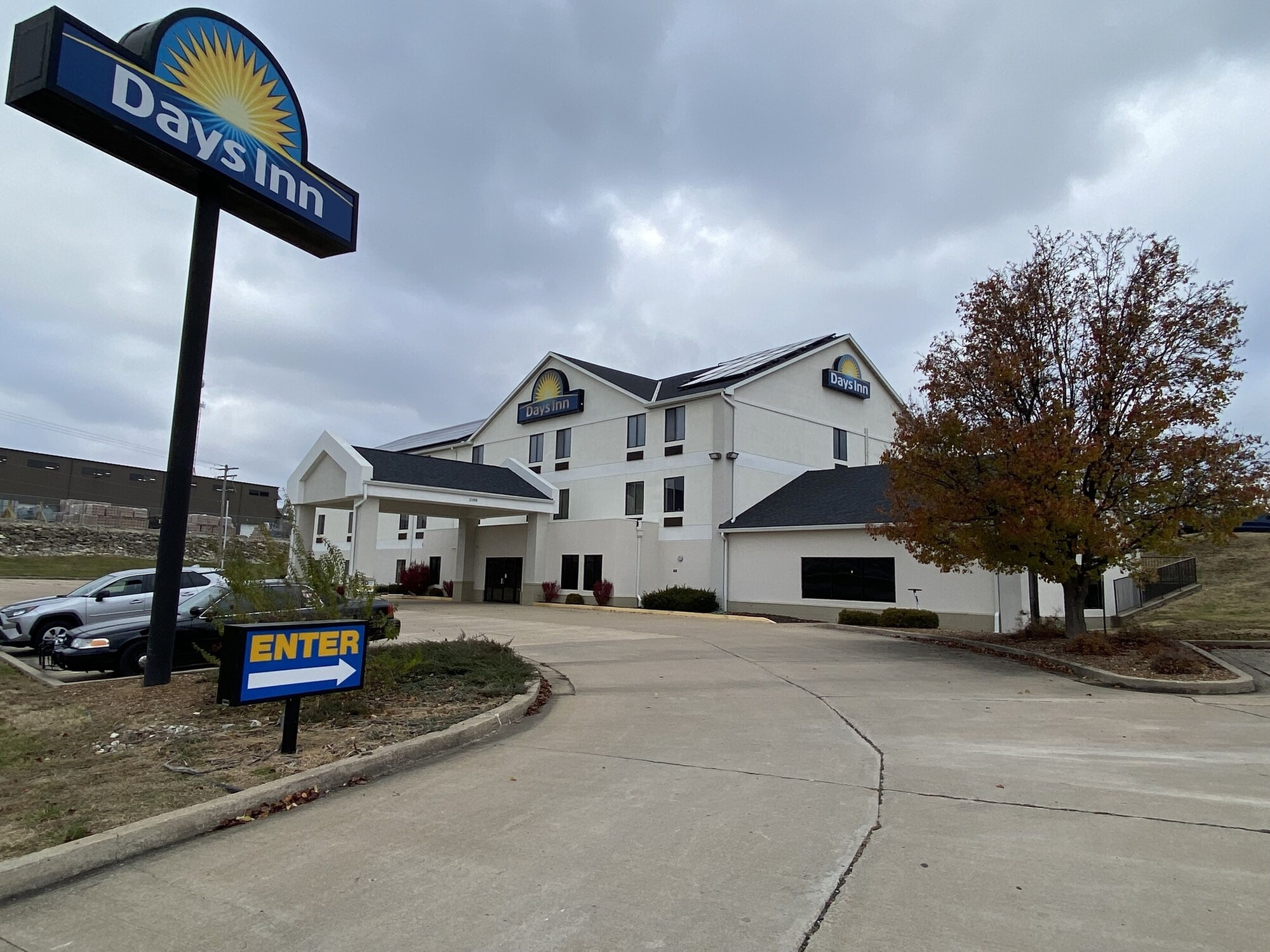 Days Inn by Wyndham Jefferson City