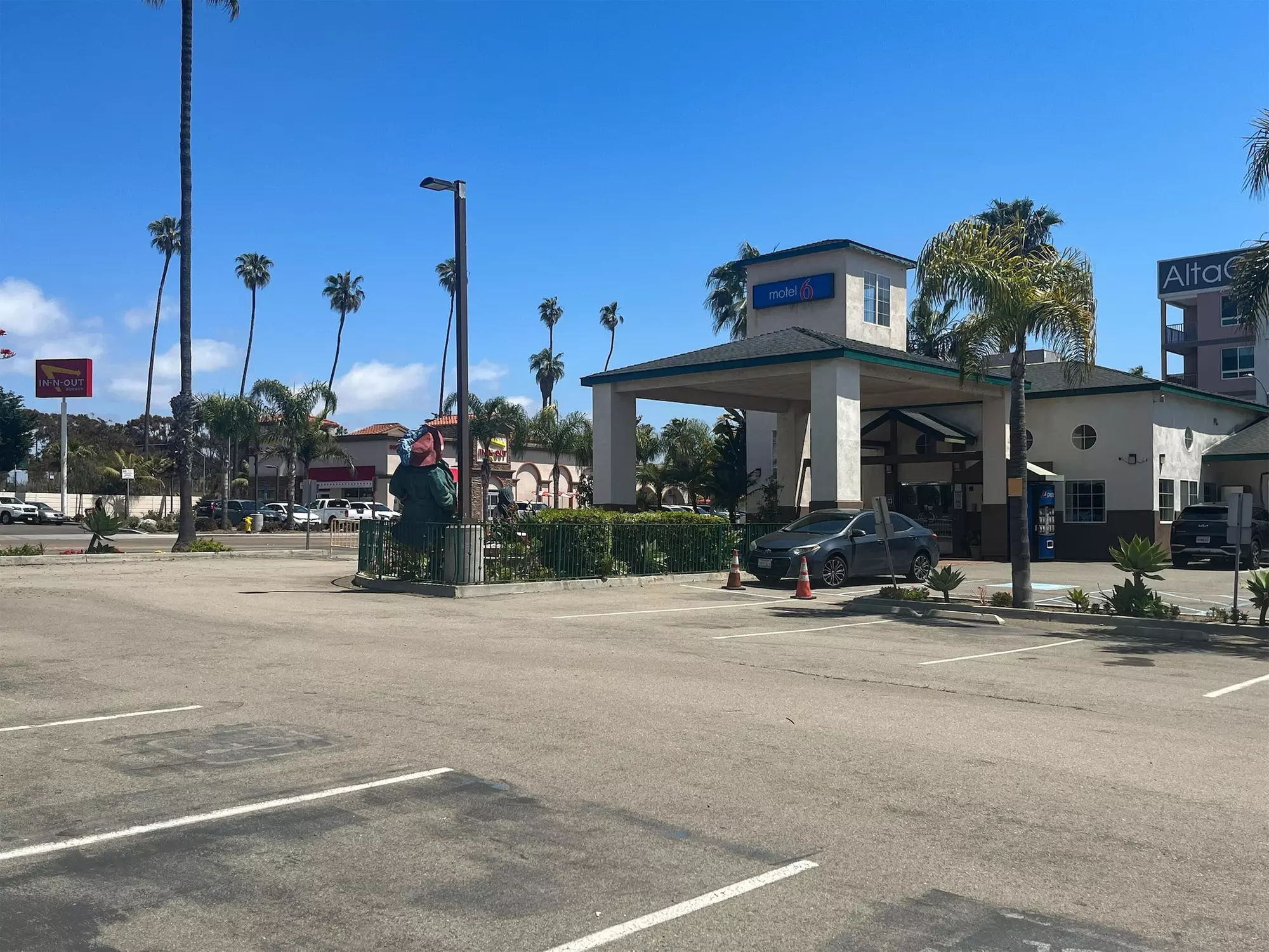 Motel 6 Oceanside, CA Marina / Camp Pendleton - Primary Image