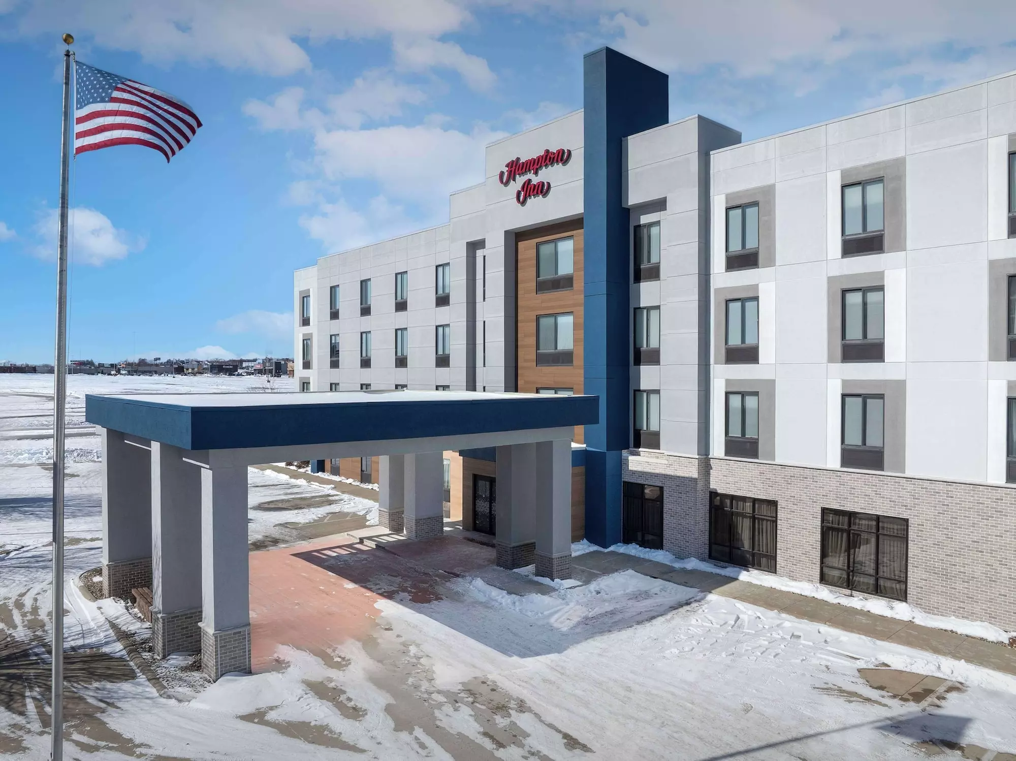 Hampton Inn Waterloo Cedar Valley - Primary Image