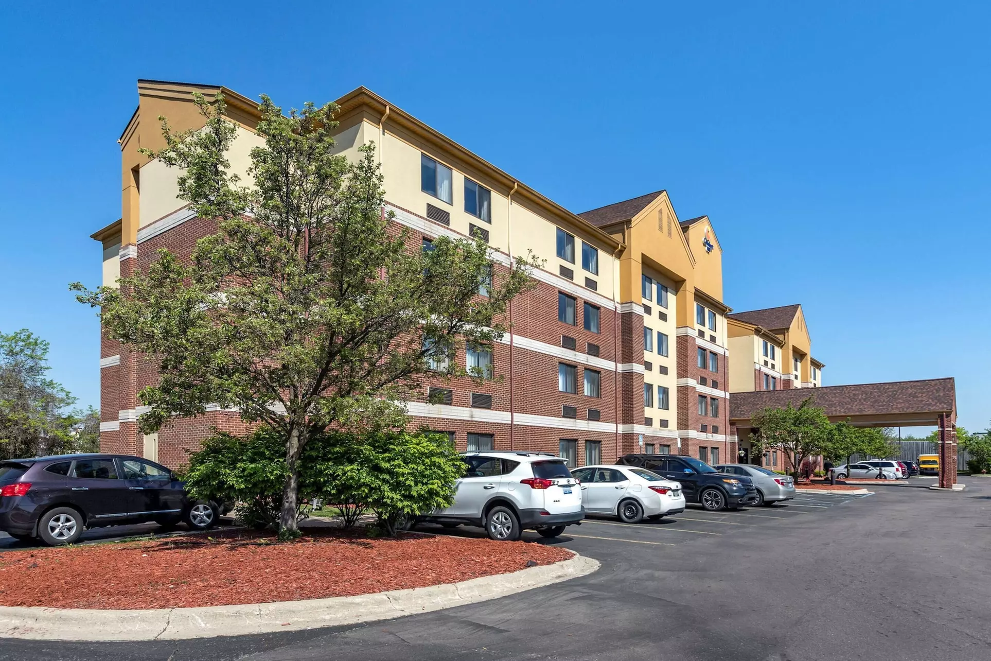 Comfort Inn Detroit/Warren Sterling Heights - Primary Image