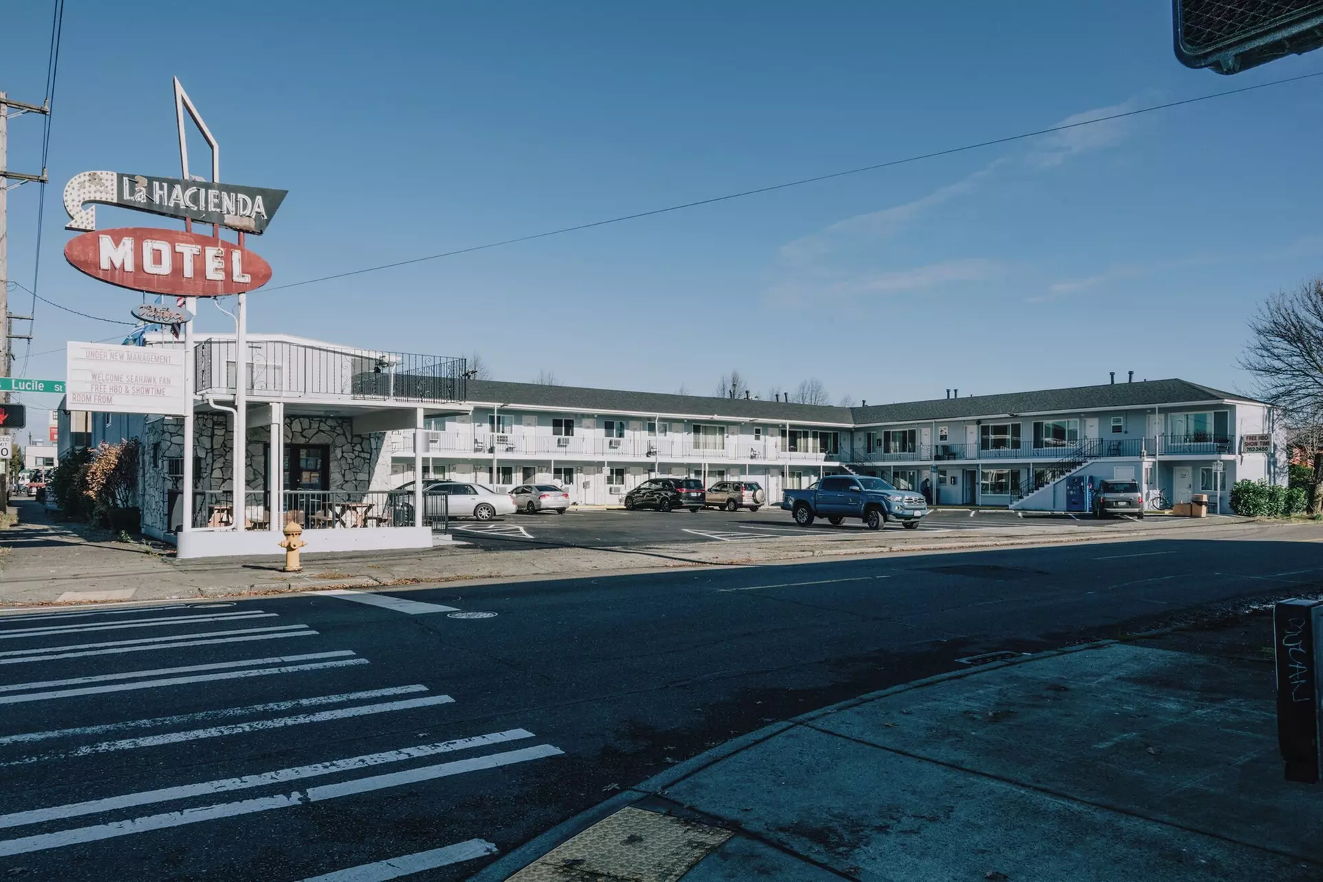 La Hacienda Motel - Primary Image