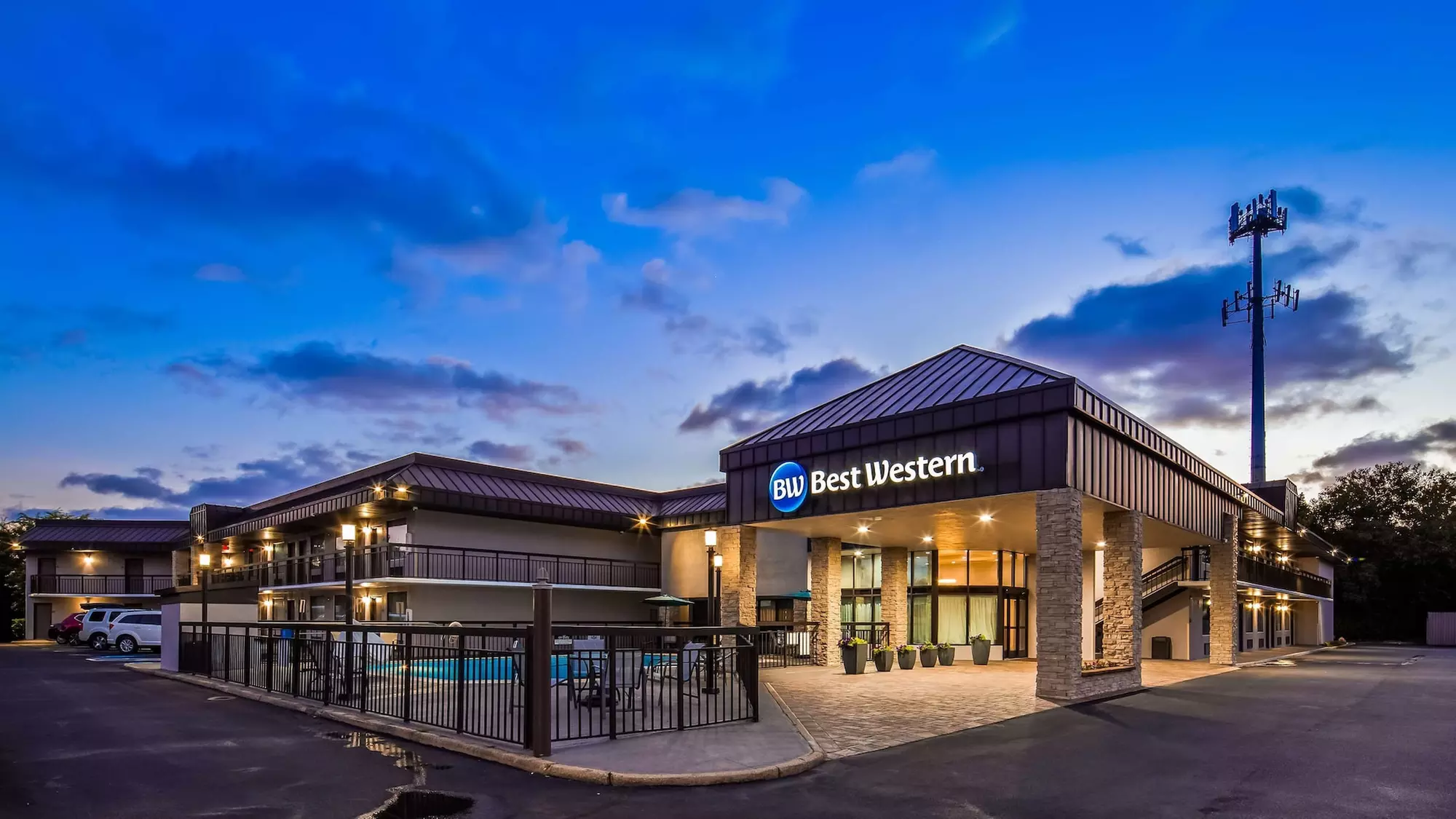 Best Western Center Inn - Primary Image