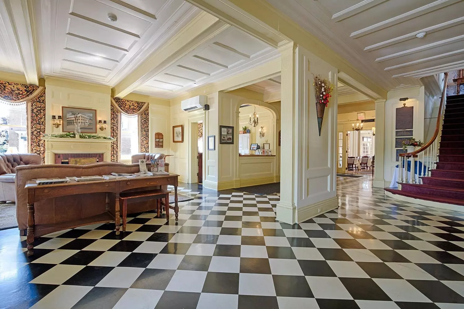 The Lincklaen House - Primary Image