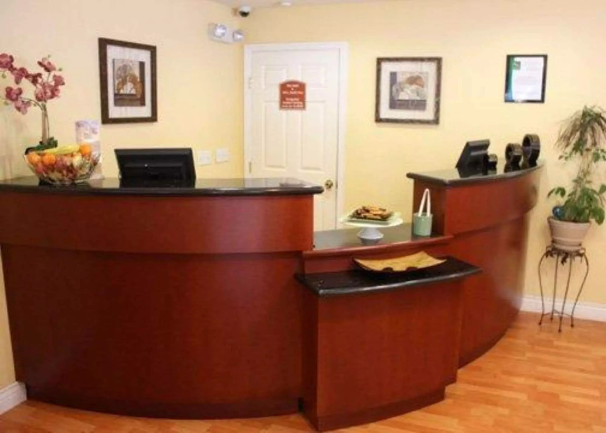 Quality Inn & Suites, Santa Cruz Mountains - Primary Image