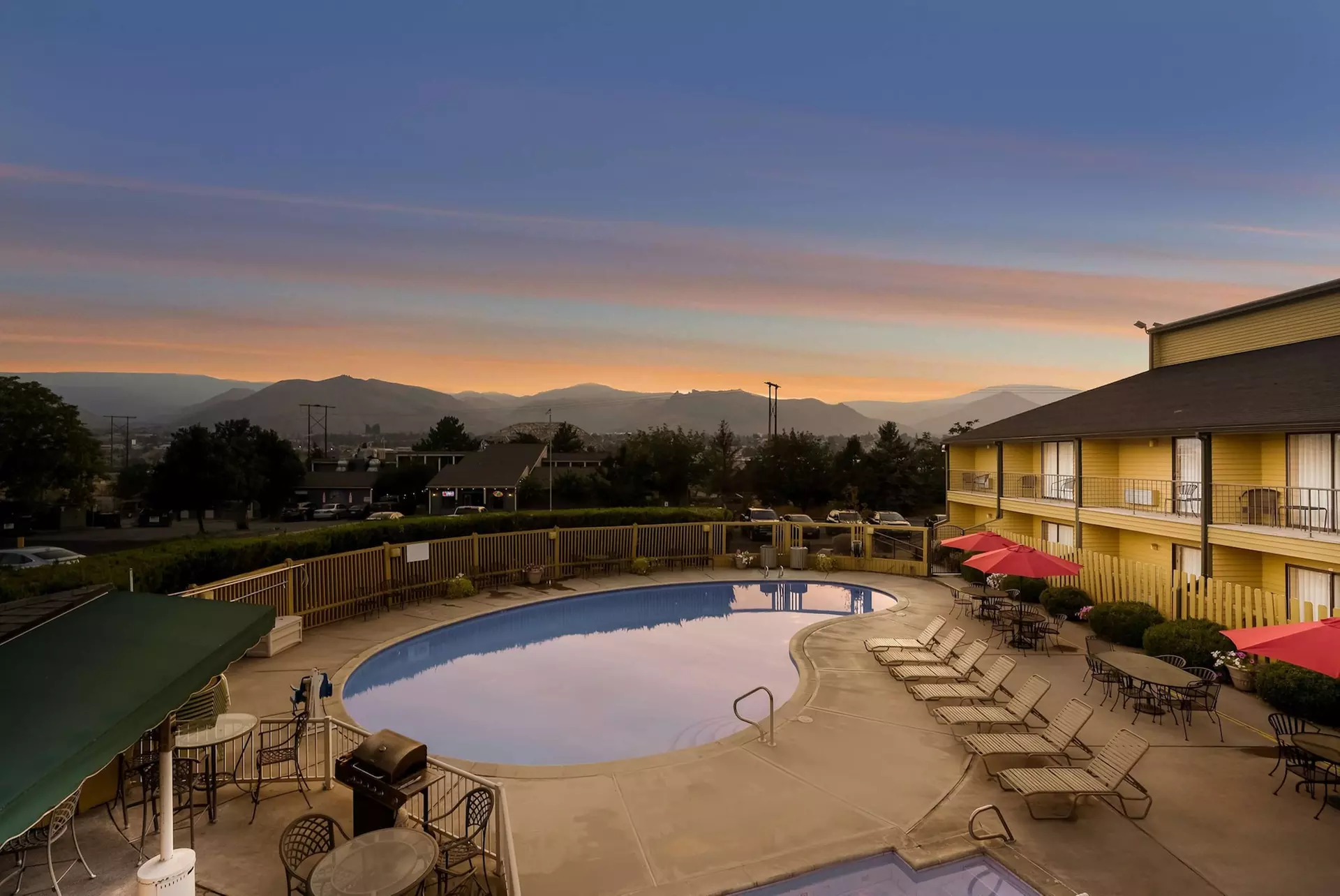 SureStay Hotel by Best Western Wenatchee - Primary Image