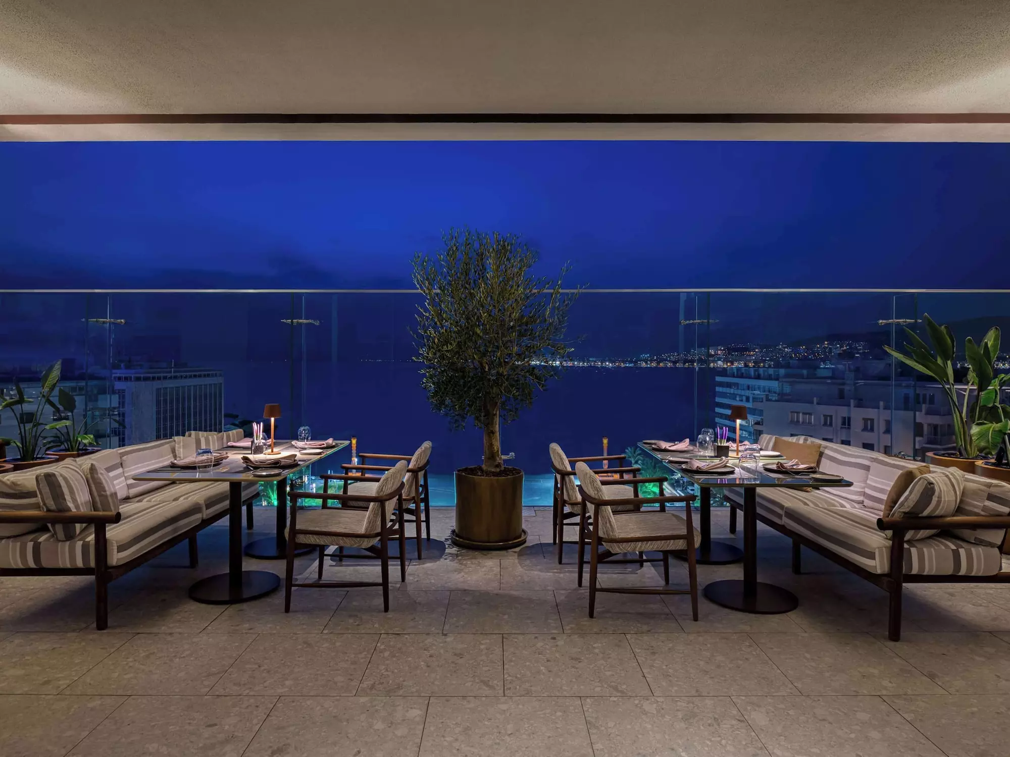 Swissotel Buyuk Efes Izmir - Primary Image
