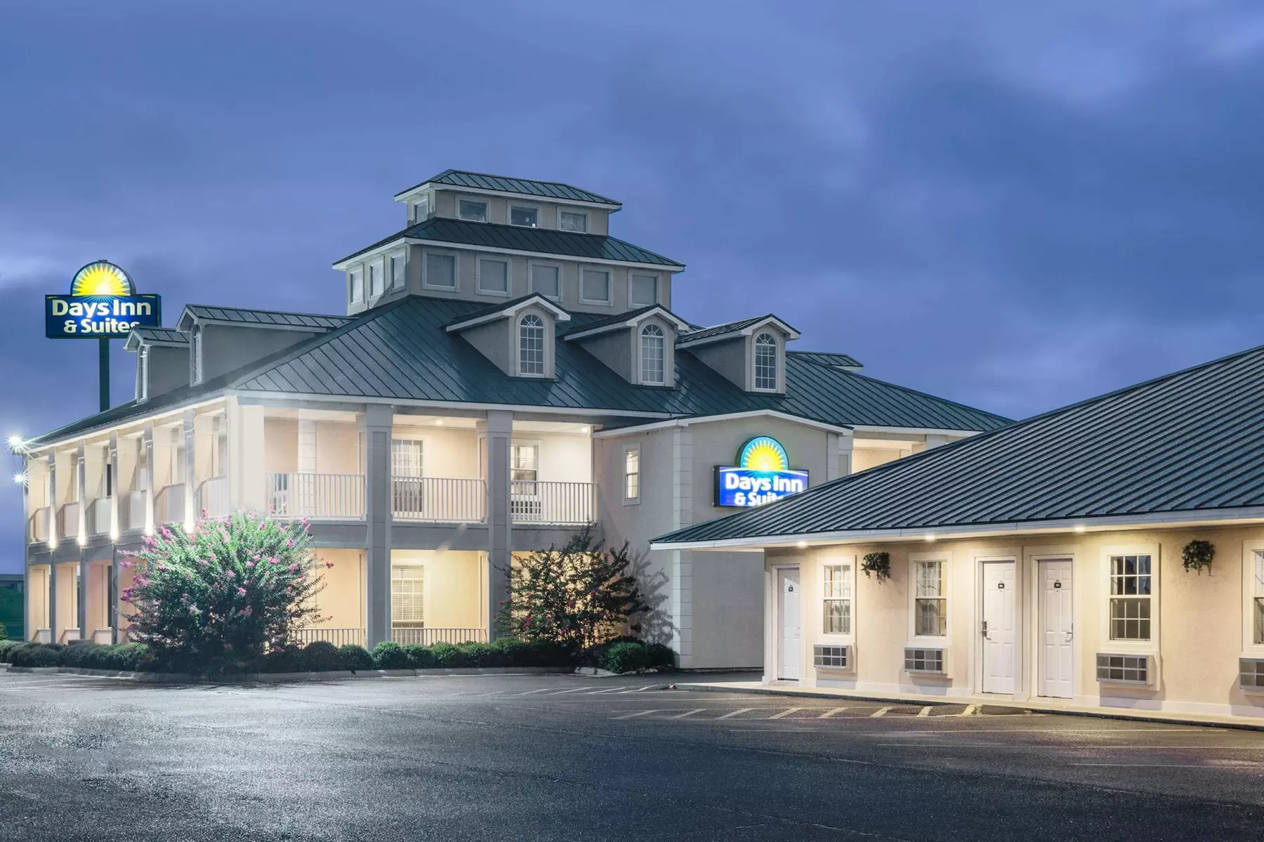 Days Inn by Wyndham Trumann AR - Primary Image