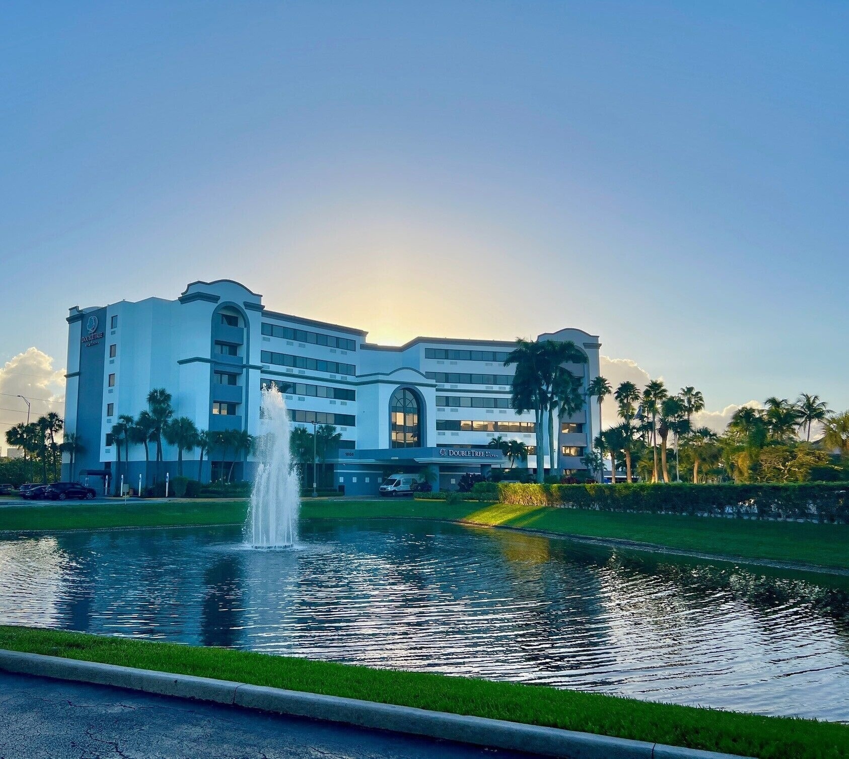 DoubleTree by Hilton Hotel West Palm Beach Airport