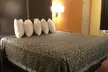 Days Inn by Wyndham Childersburg/Sylacauga - Second Medium