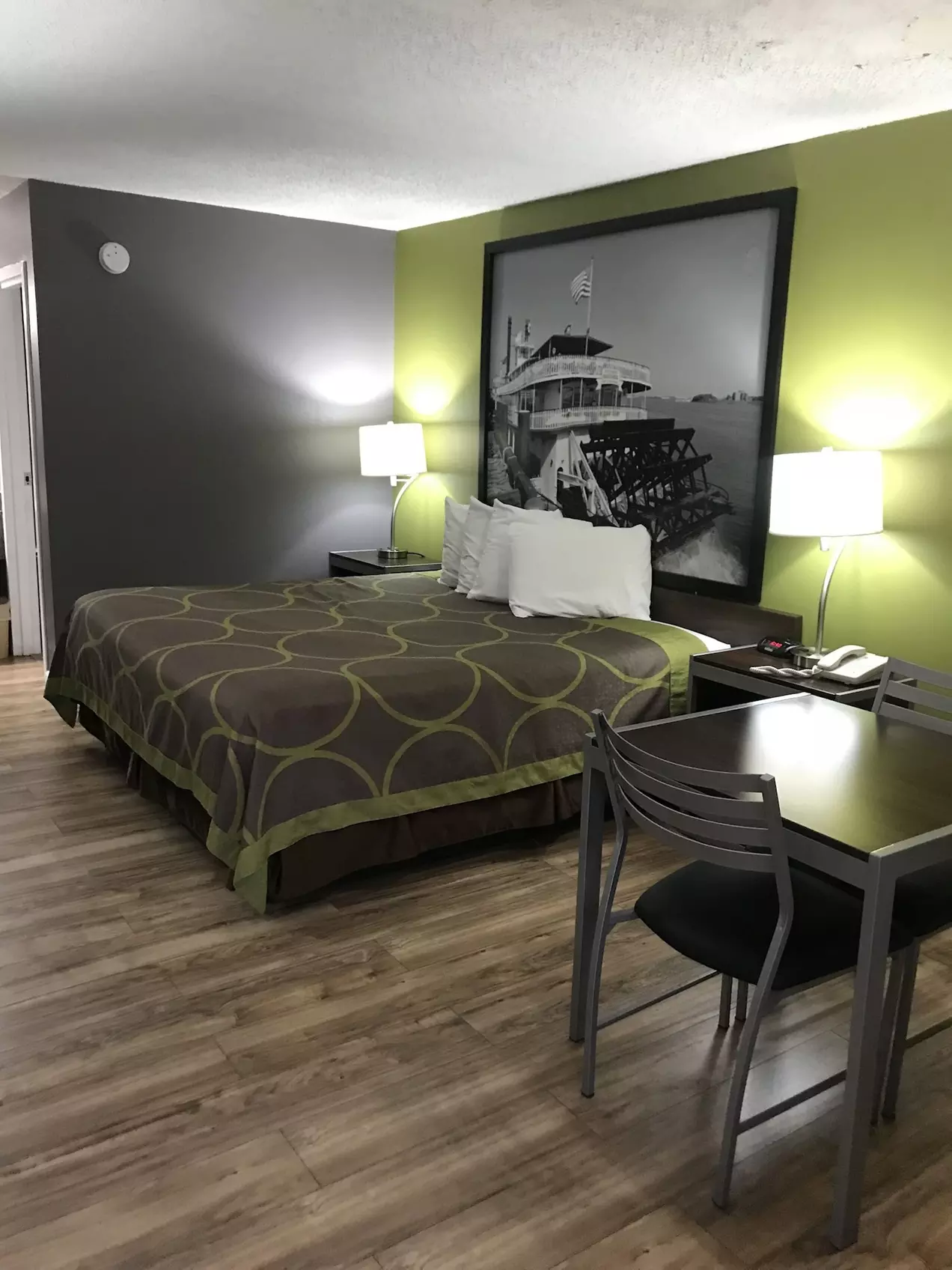 Super 8 by Wyndham Slidell - Primary Image