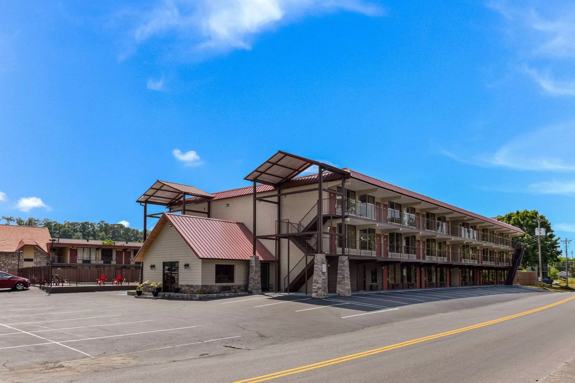 Econo Lodge - Primary Image